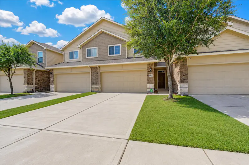 17021 Wilthorne Gardens Court — photo