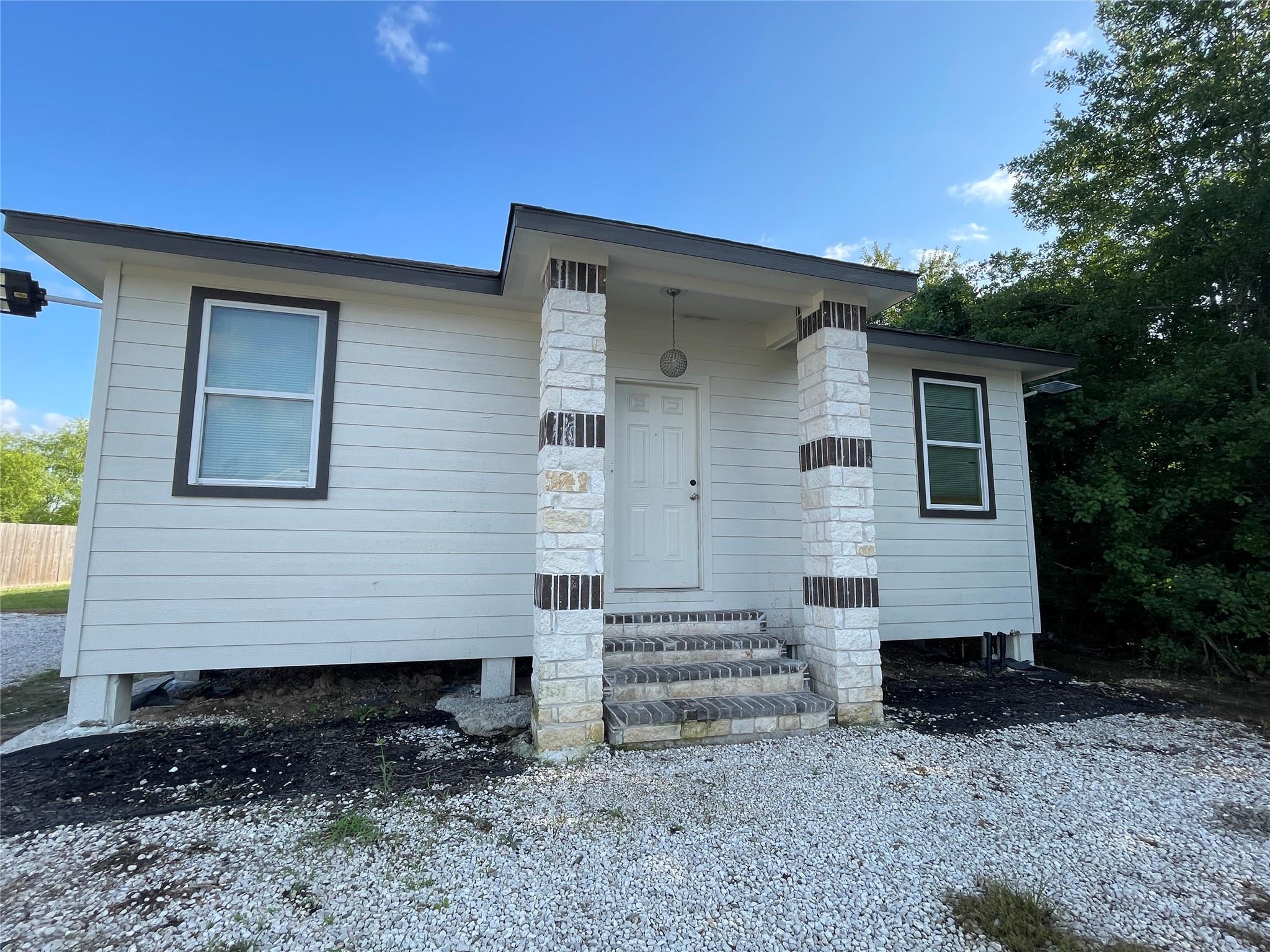 884 County Road 3550 #4 — photo