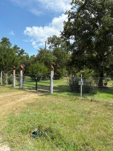 25660 Cemetery Road — photo