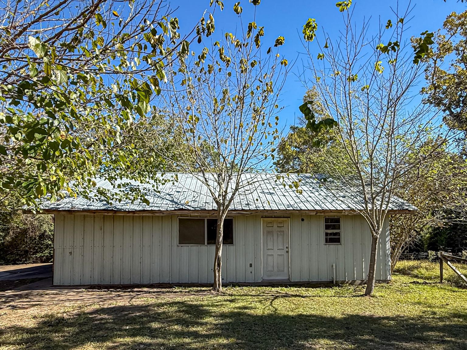 142 W Hickory Cove — photo