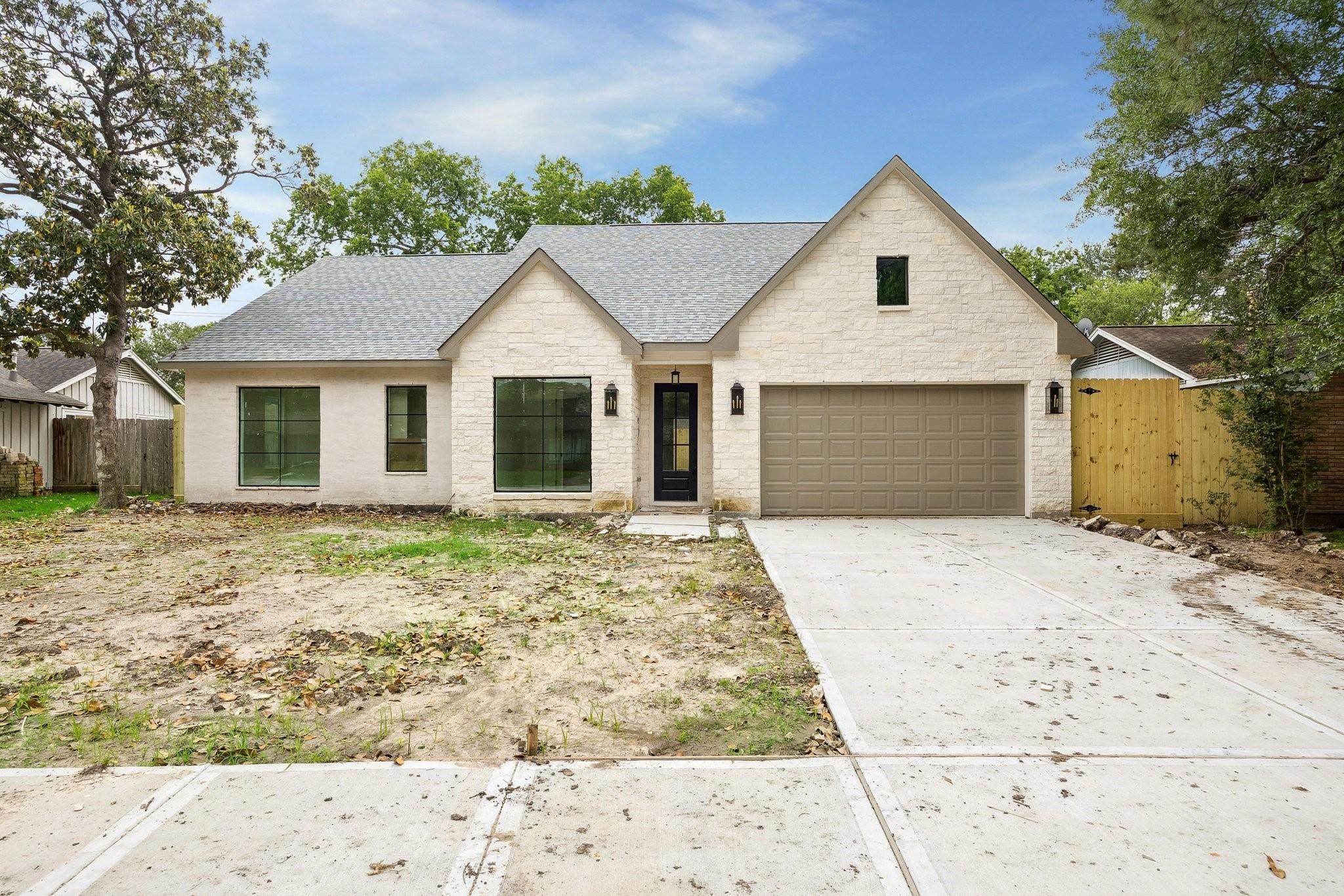 4817 Kingfisher Drive — photo