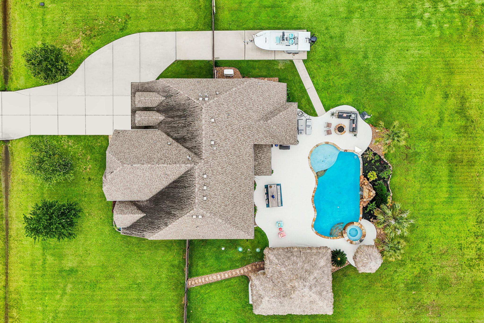 4410 Clearwater Road — photo