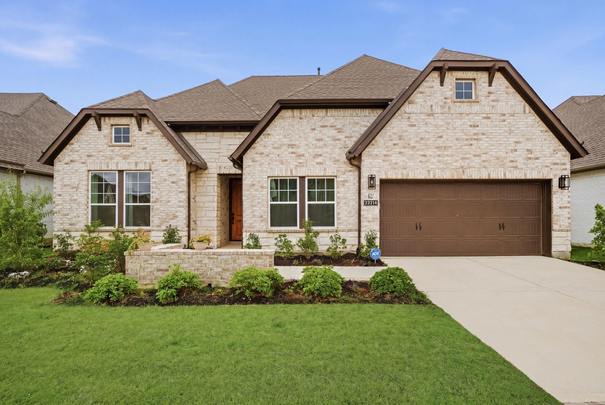 22214 Bushy Matgrass Lane — photo