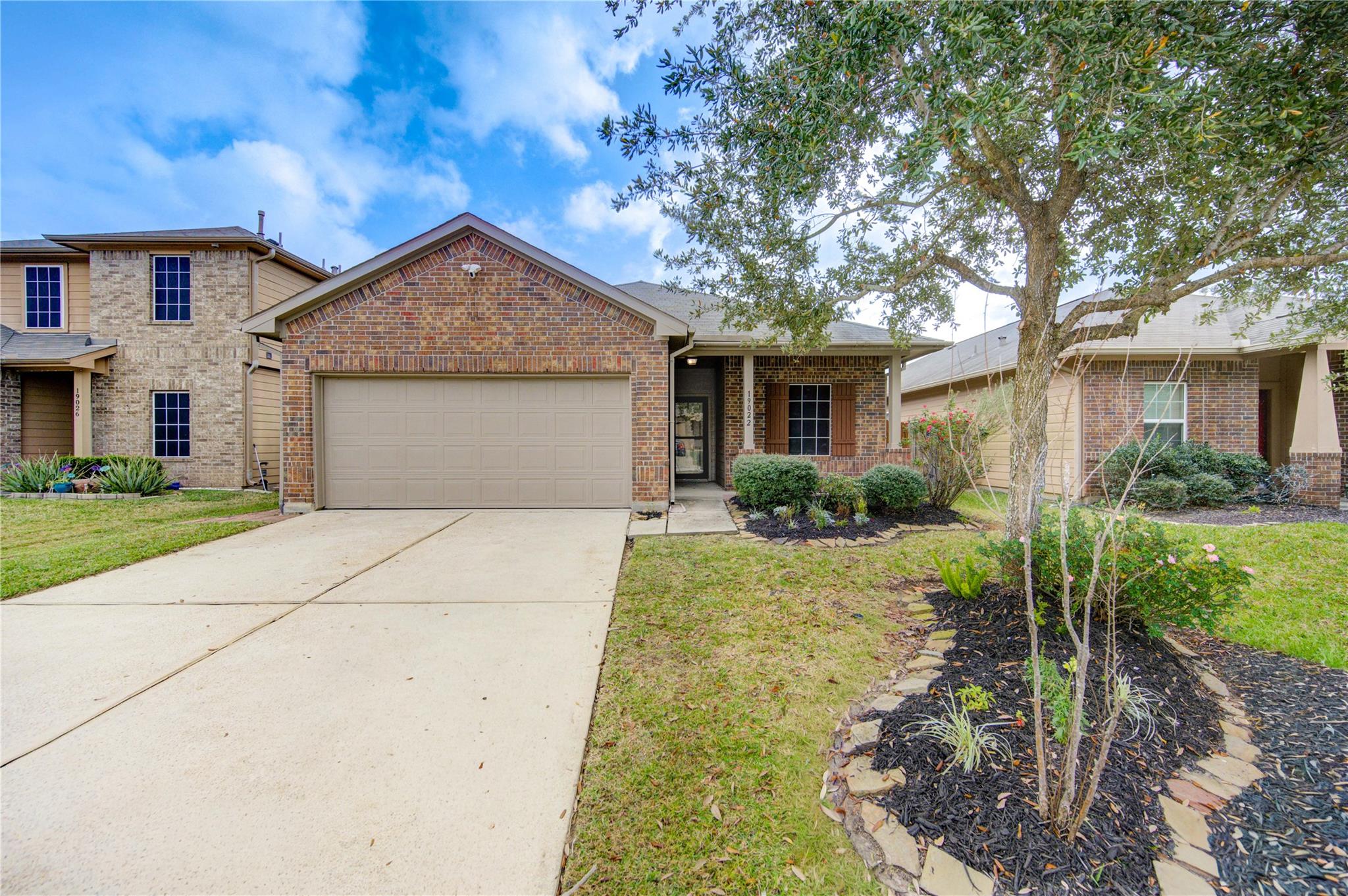 19022 Ayston Drive — photo