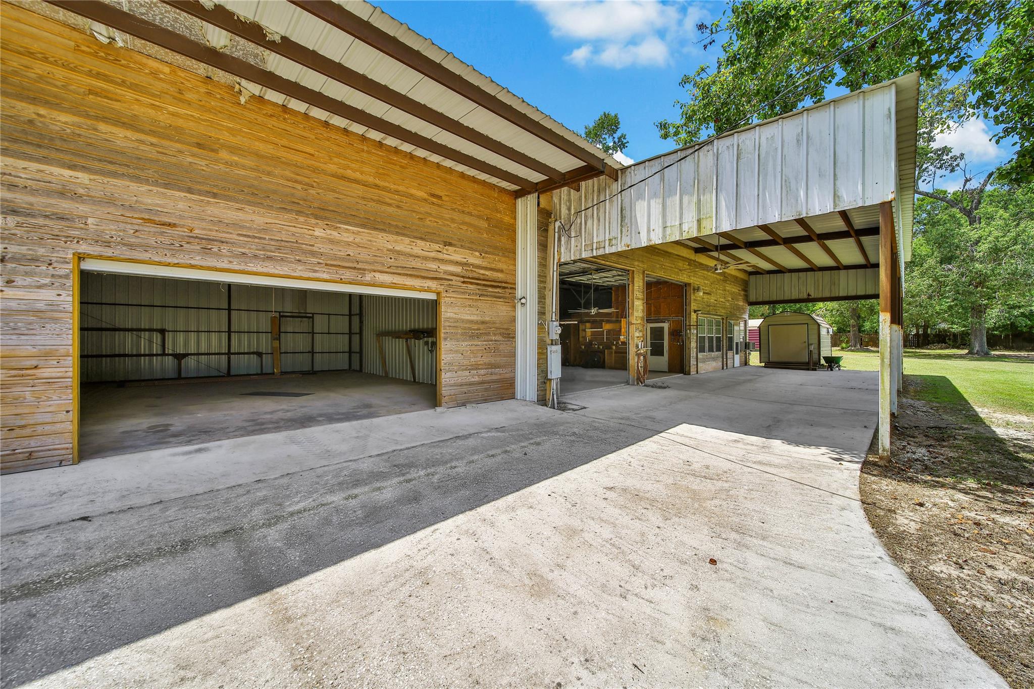 14668 Lynnwood Drive — photo