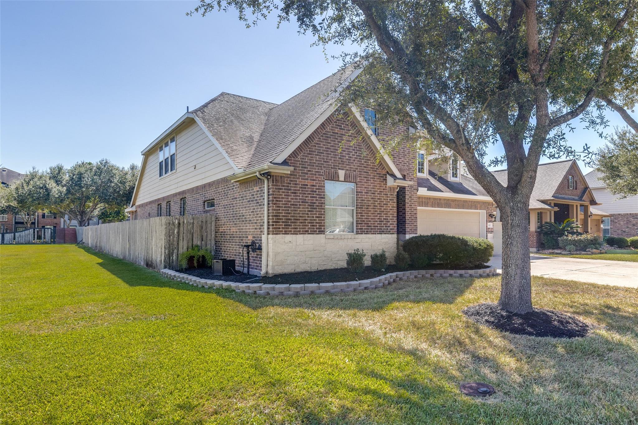 801 Harvard Pointe Drive — photo