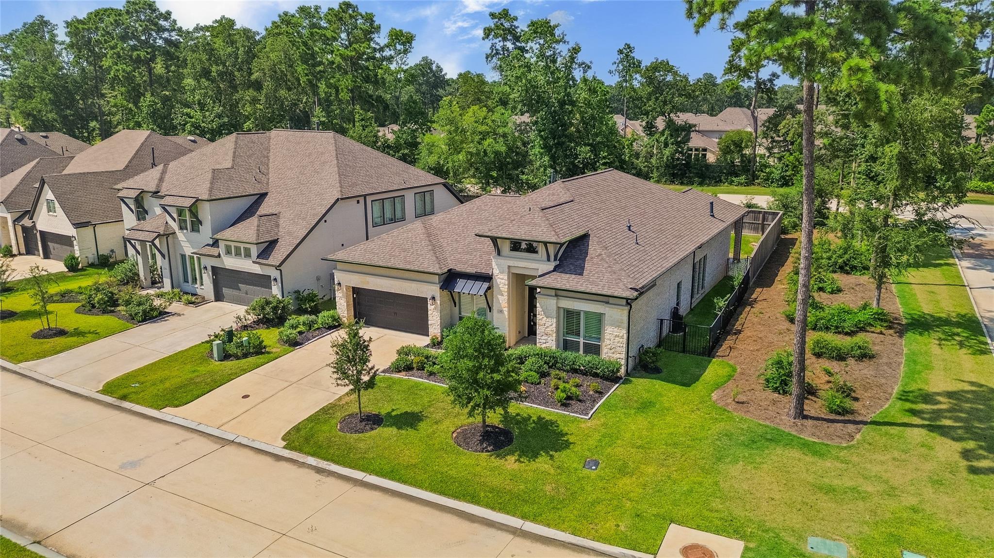 542 Carina Gaze Drive — photo