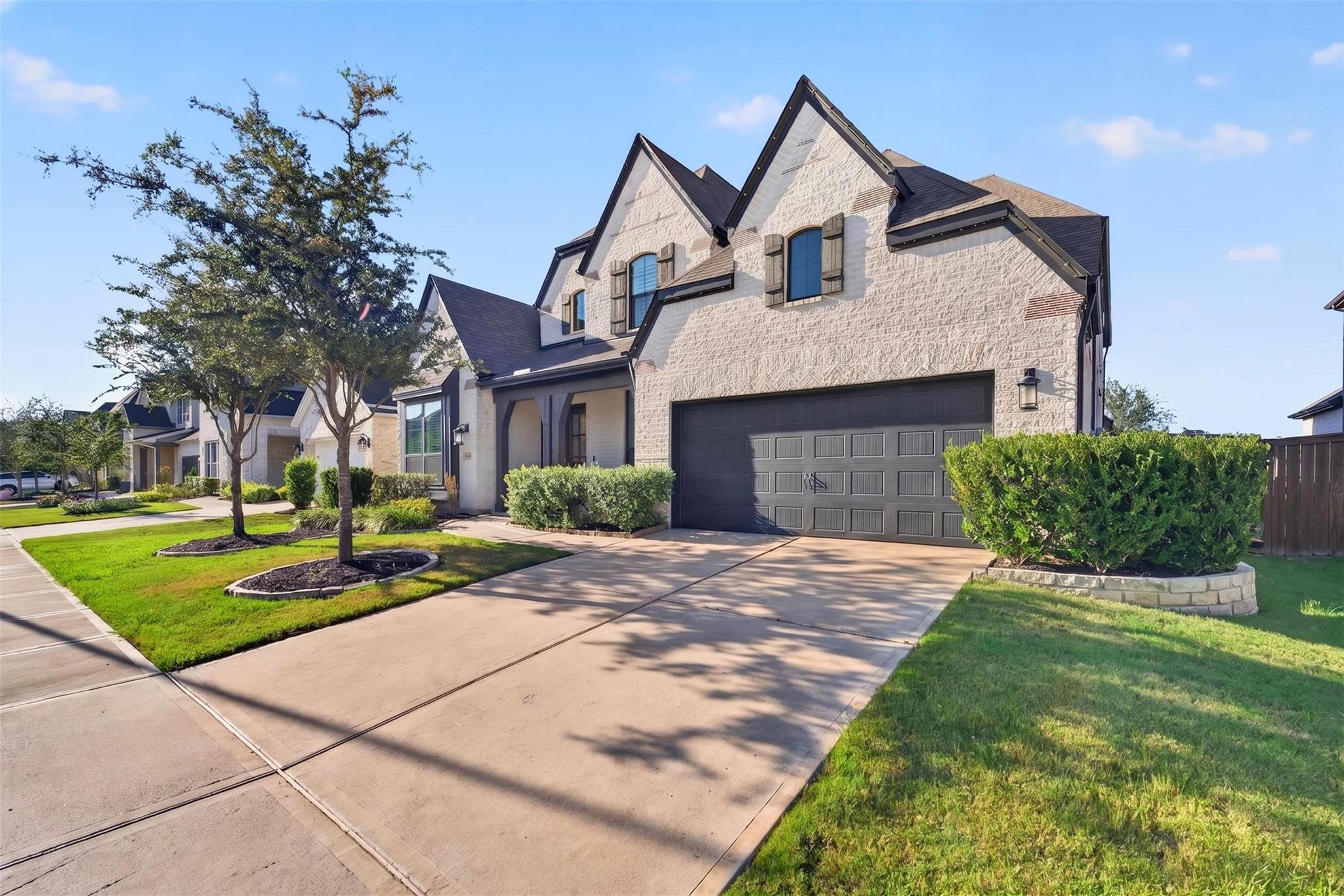 7014 San Bernard Trail — photo