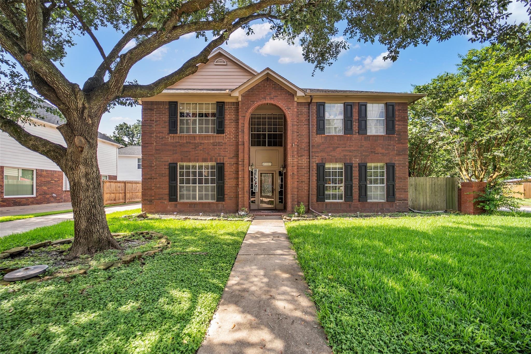 21327 Park Bishop Drive — photo