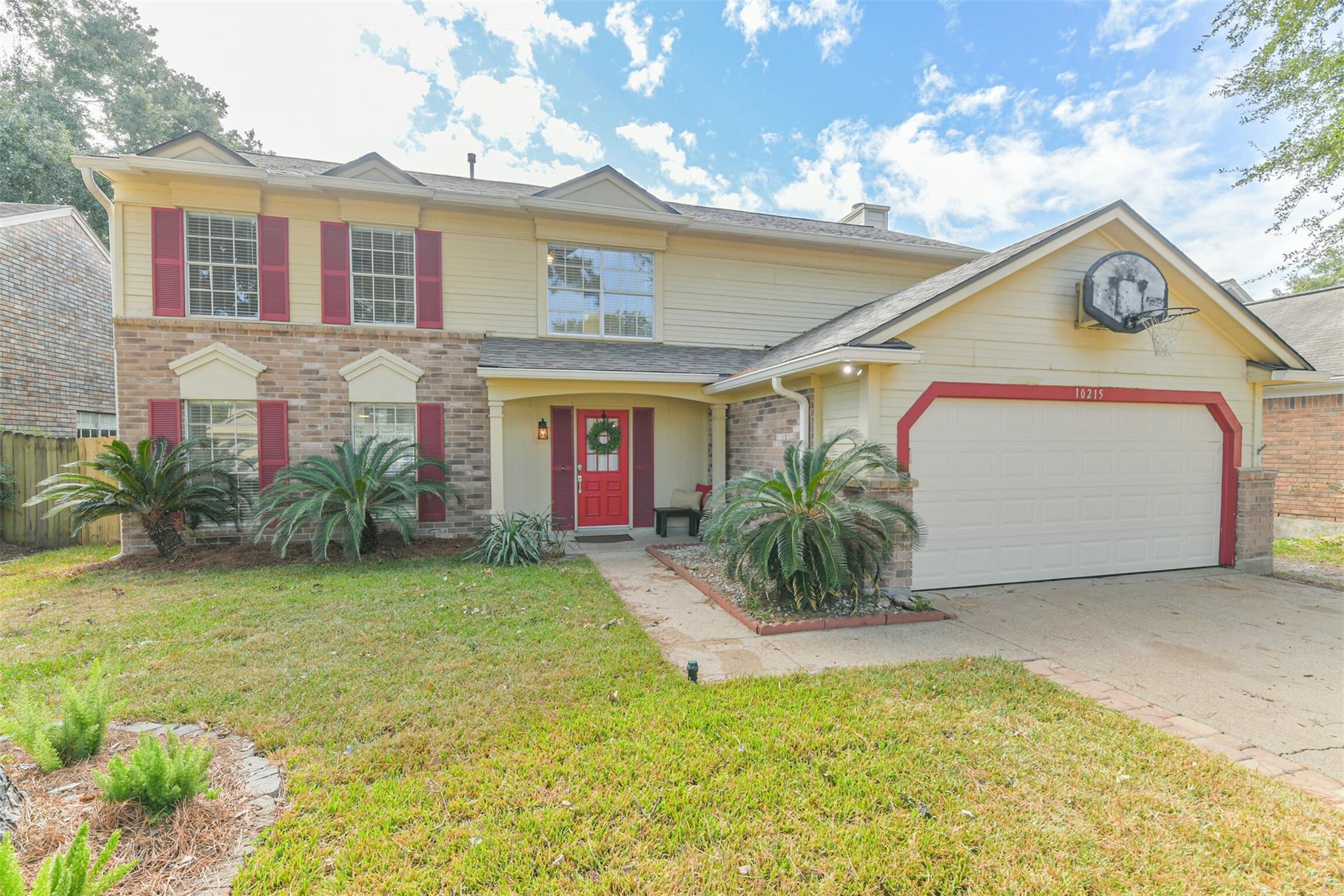 10215 Tablerock Drive — photo