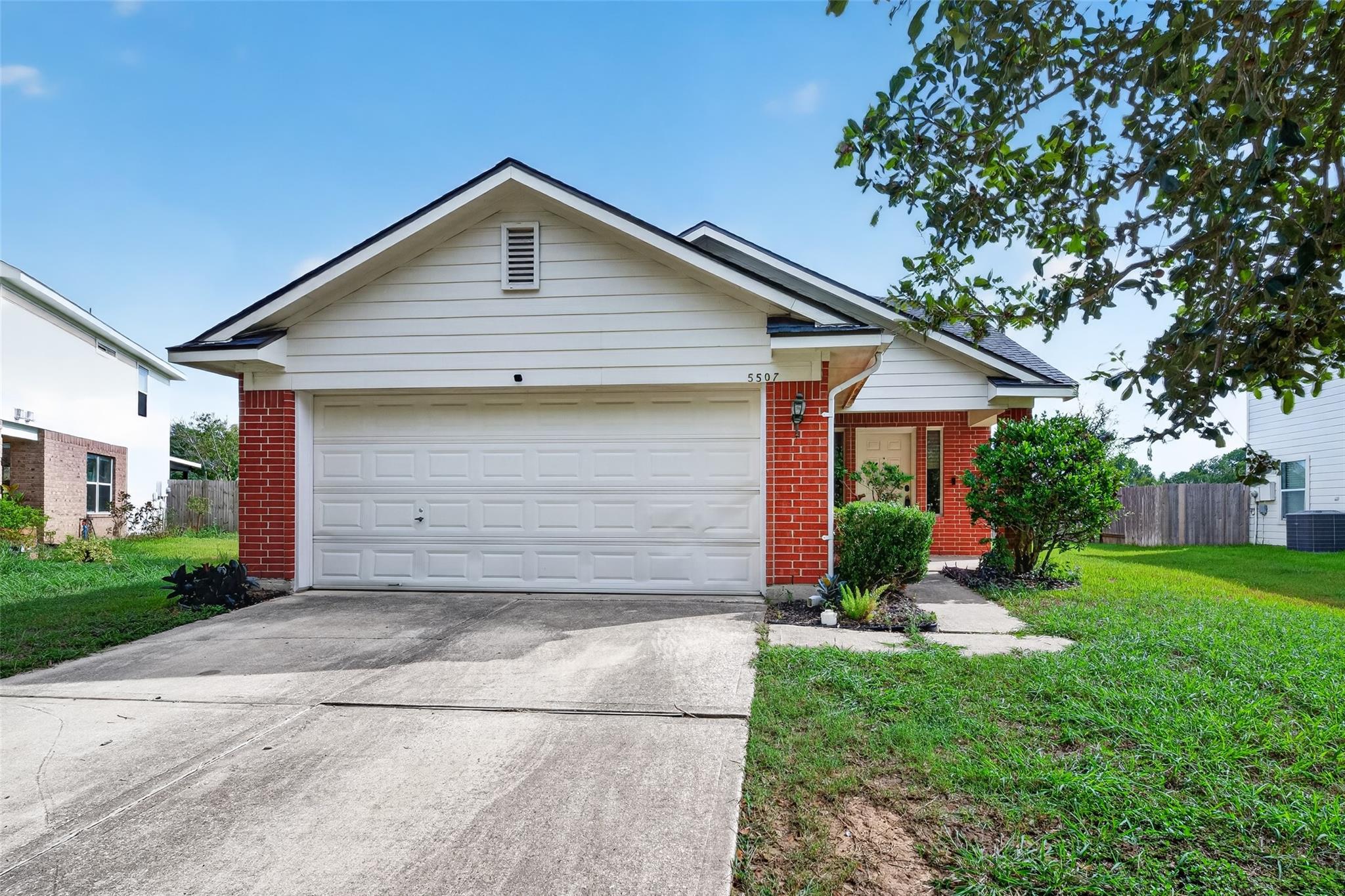 5507 Violet Path Lane — photo