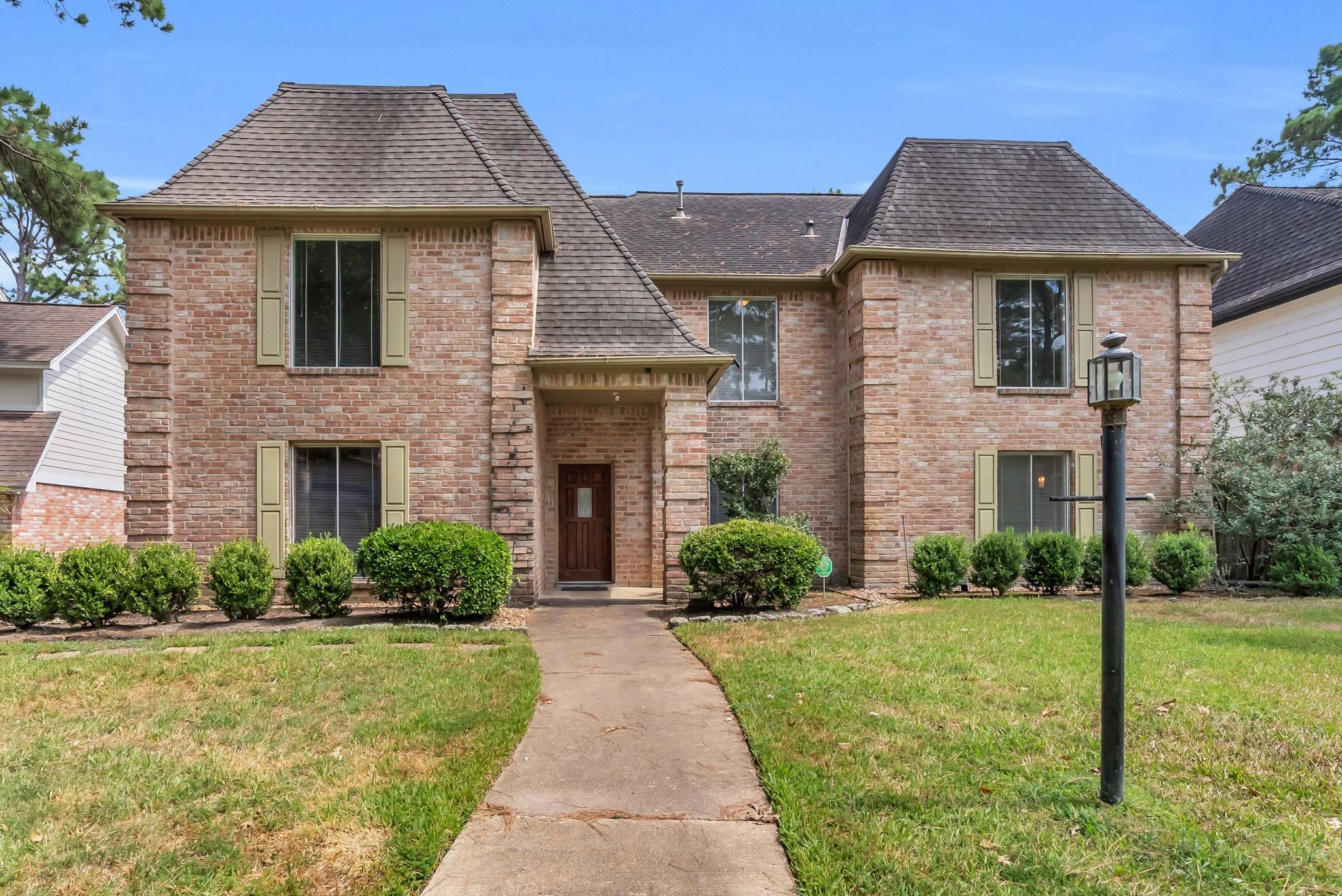 8111 Northbridge Drive — photo