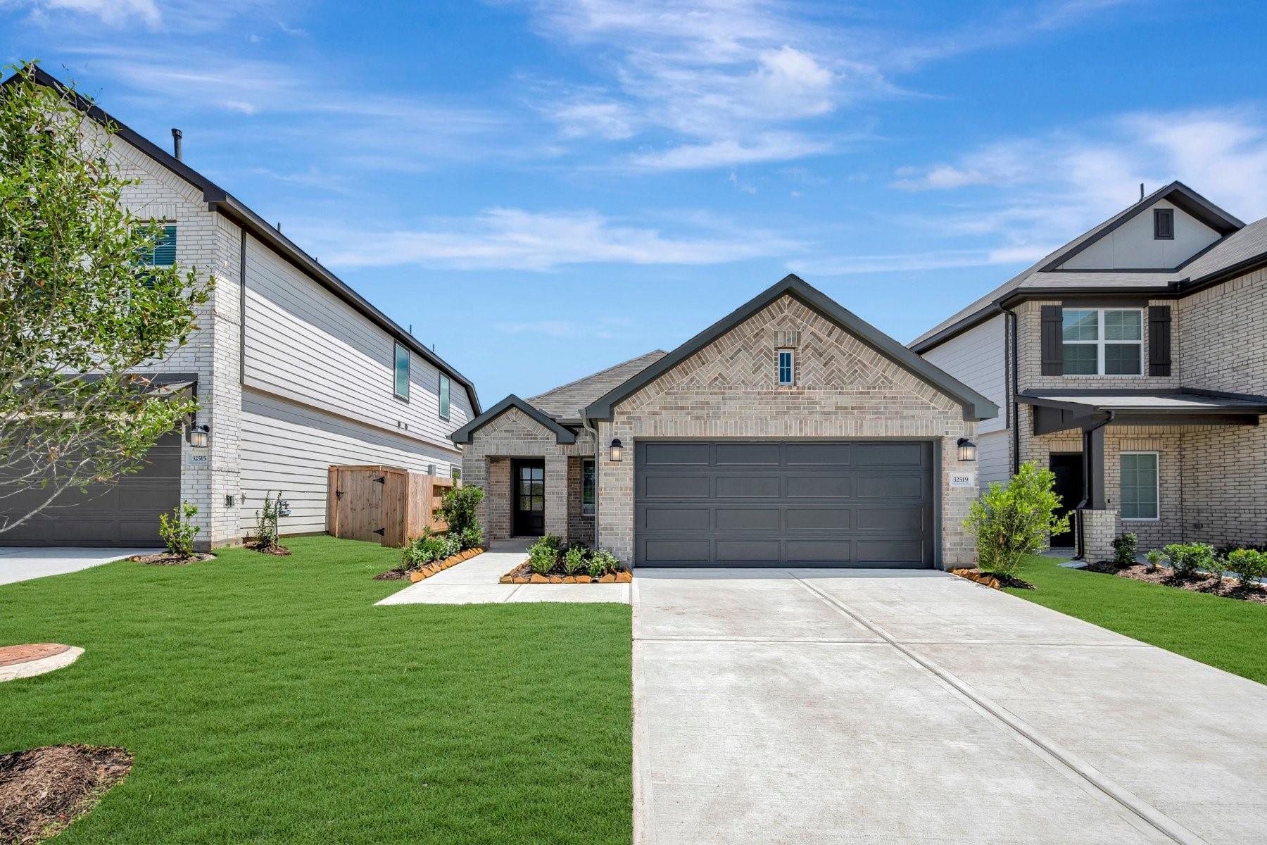 32519 Midsummer Drive — photo
