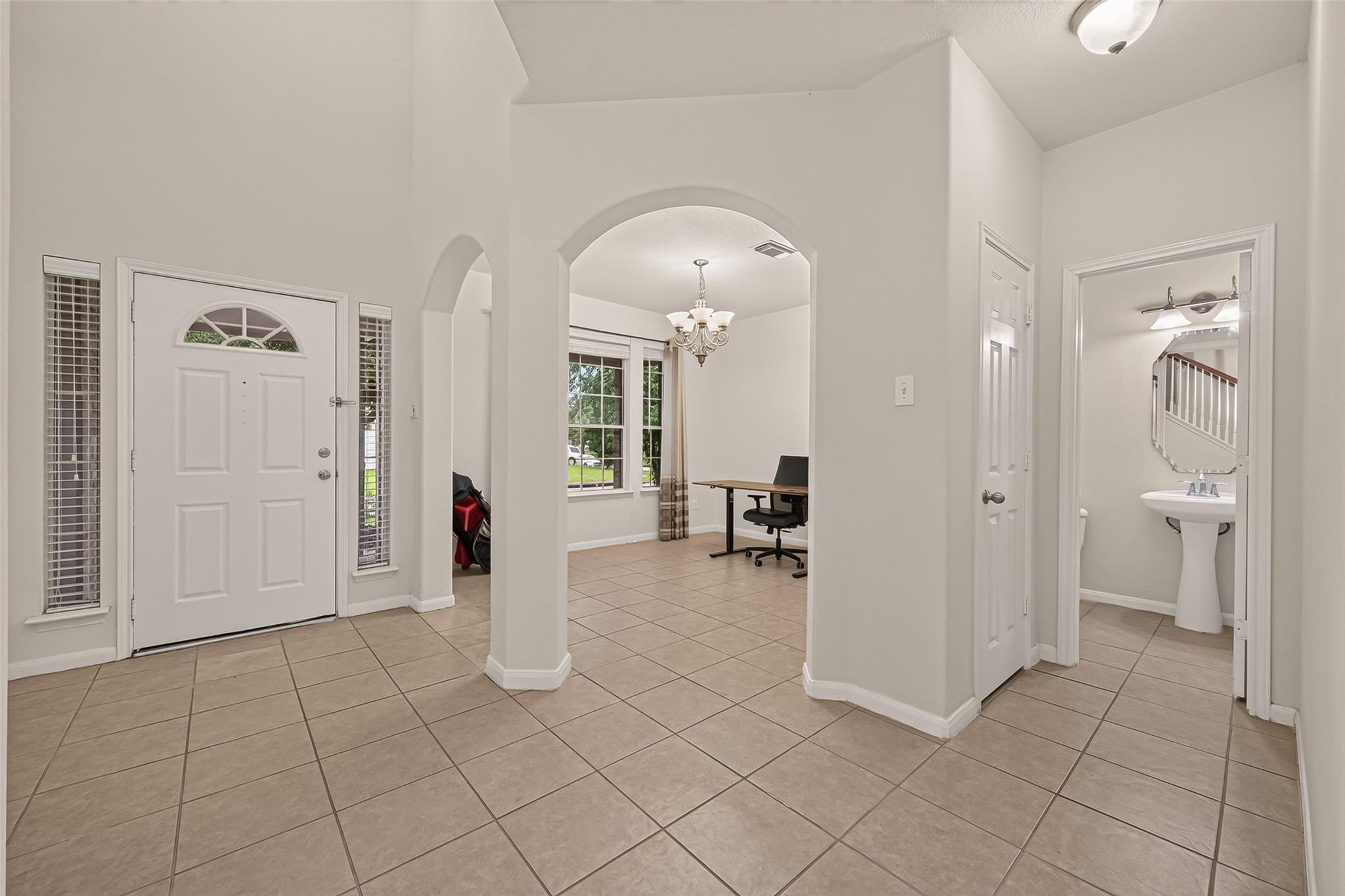 23503 Maple Vista Lane — photo