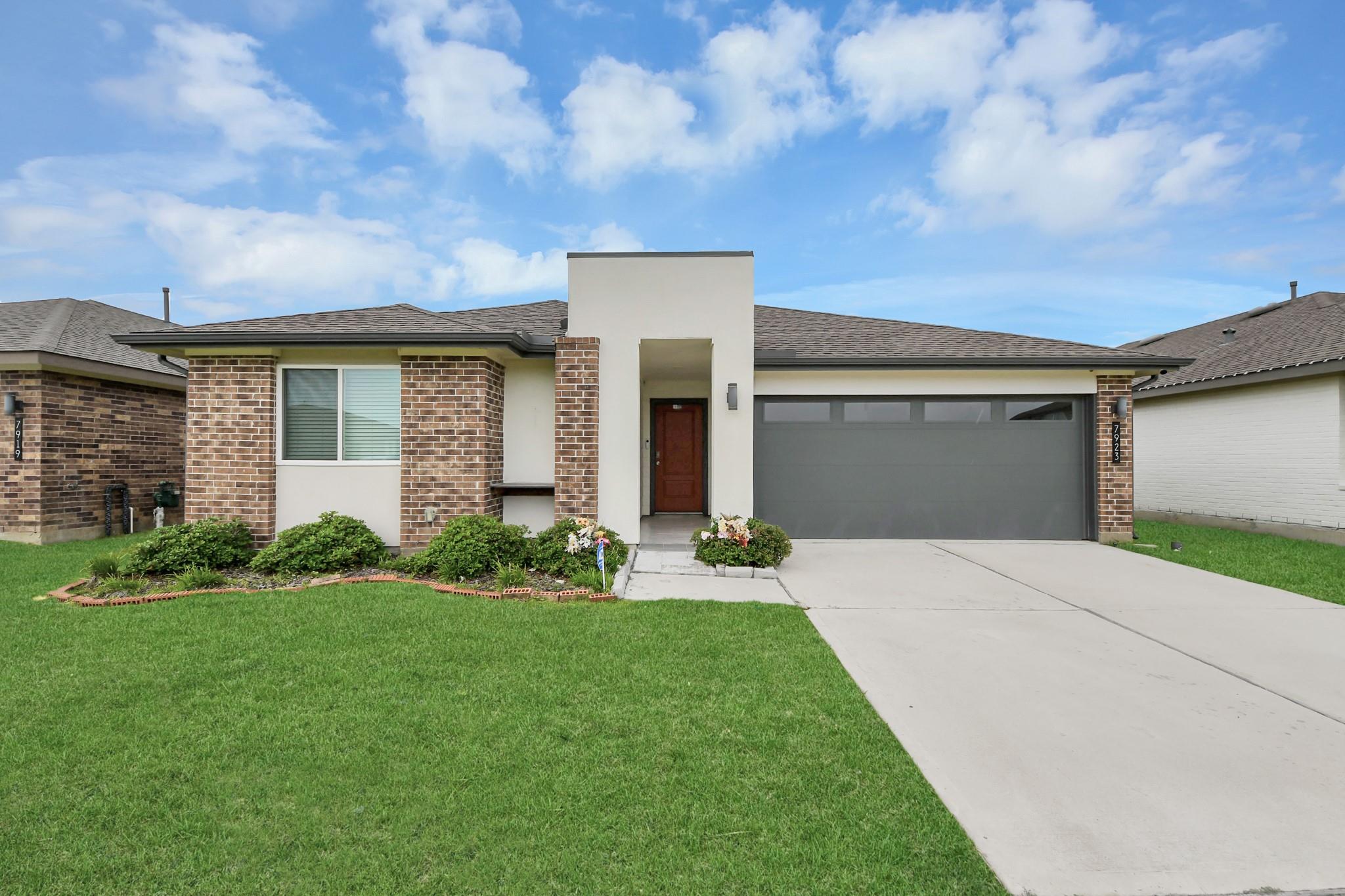 7923 Cattleman Valley Drive — photo