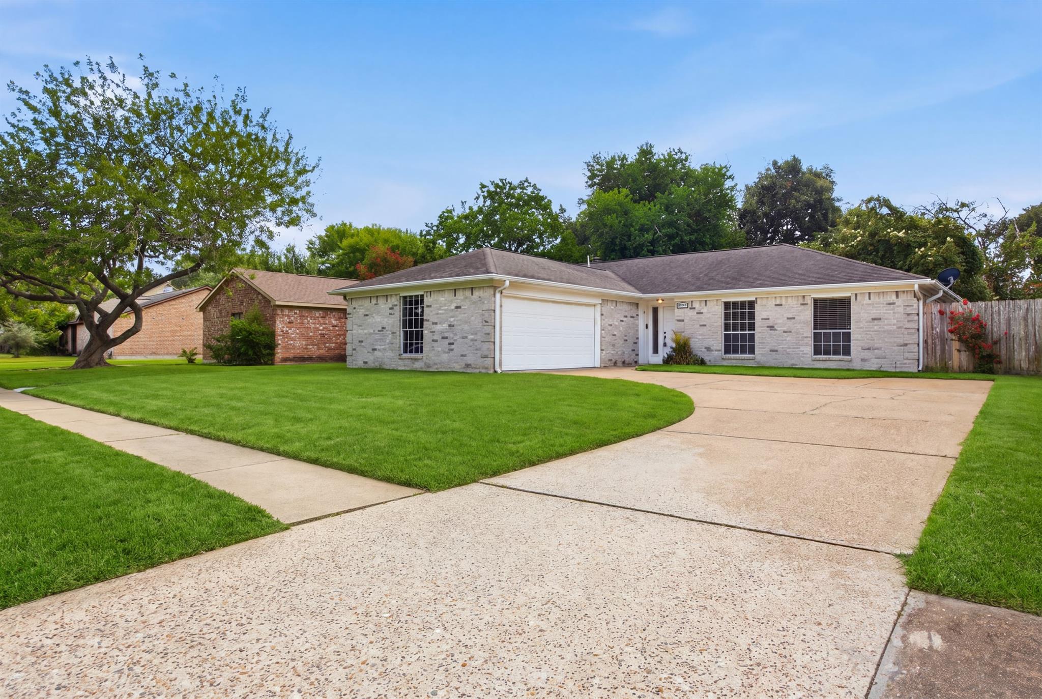 22603 Deville Drive — photo