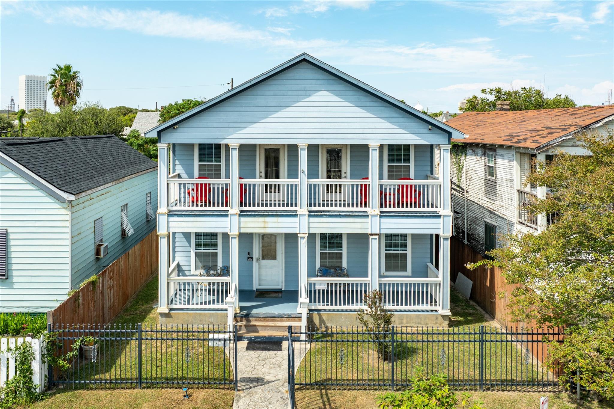 1418 Avenue M 1/2 — photo