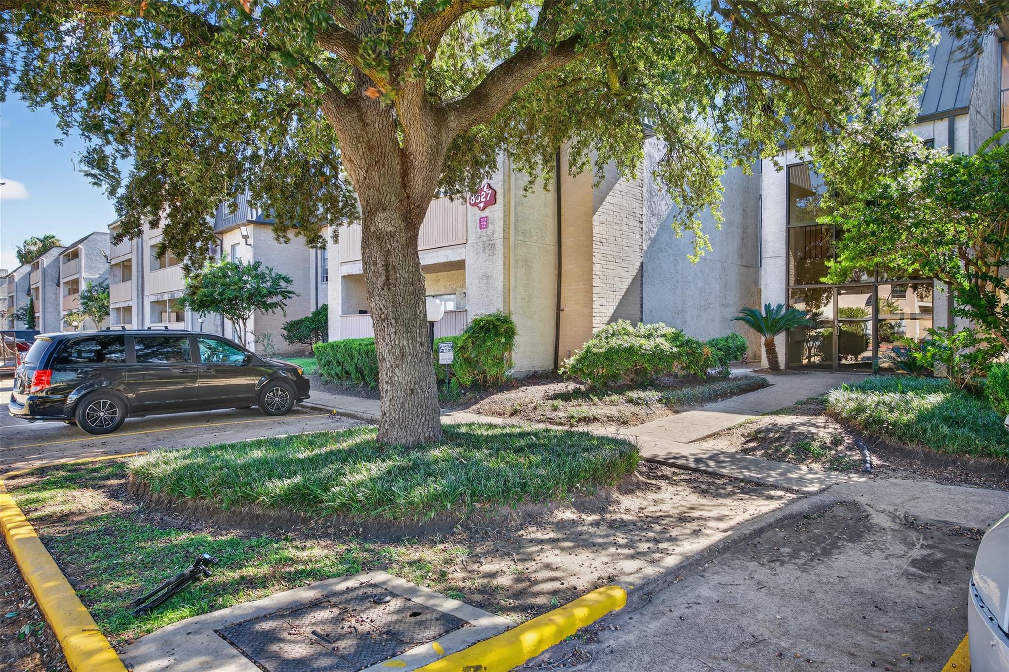 8527 Hearth Drive #32 — photo