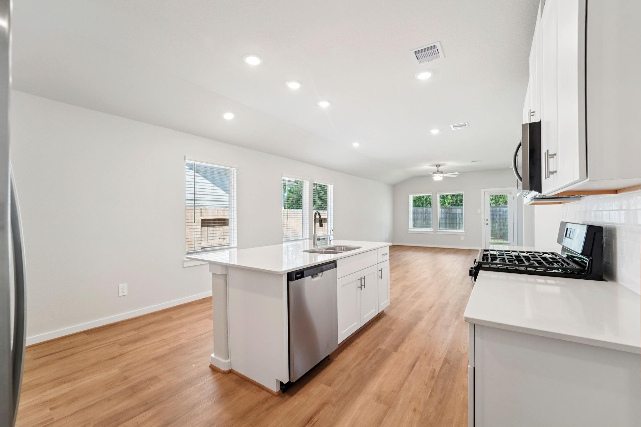 18617 Timber Glen Court — photo