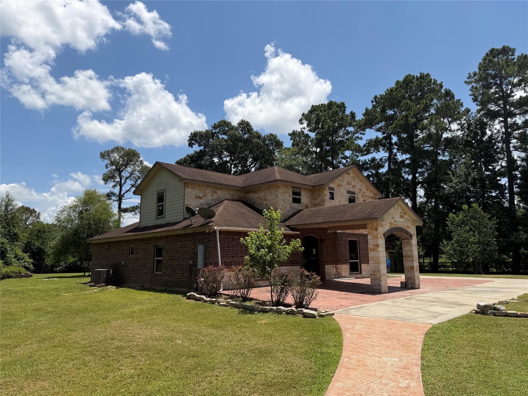 11529 Warner Road — photo