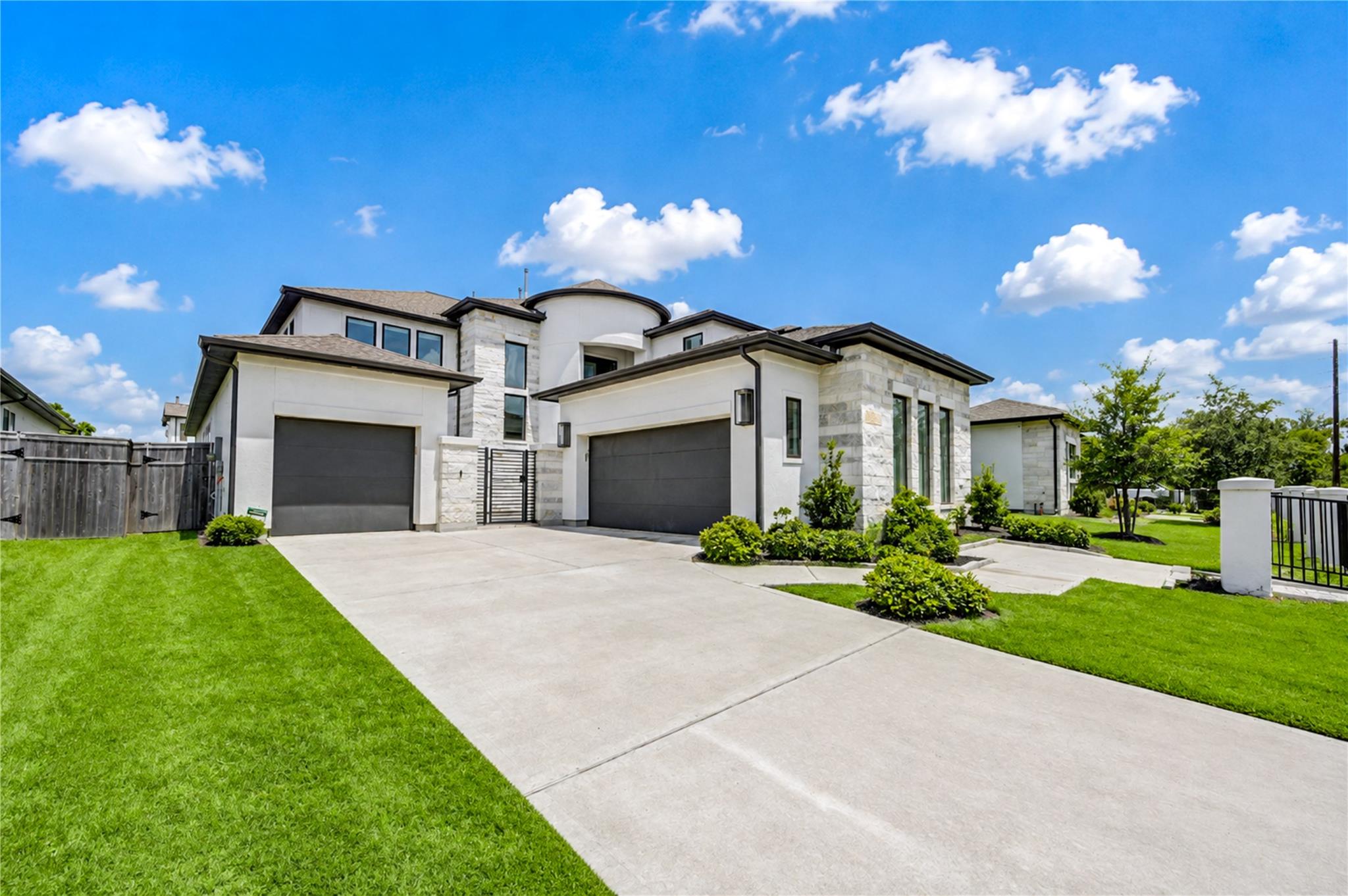 9015 Orchard Cove — photo