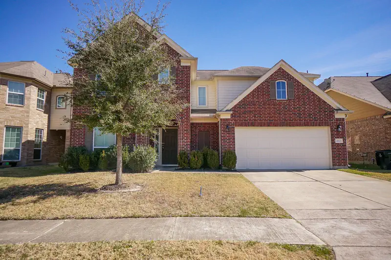 4822 Gingham Check Court — photo