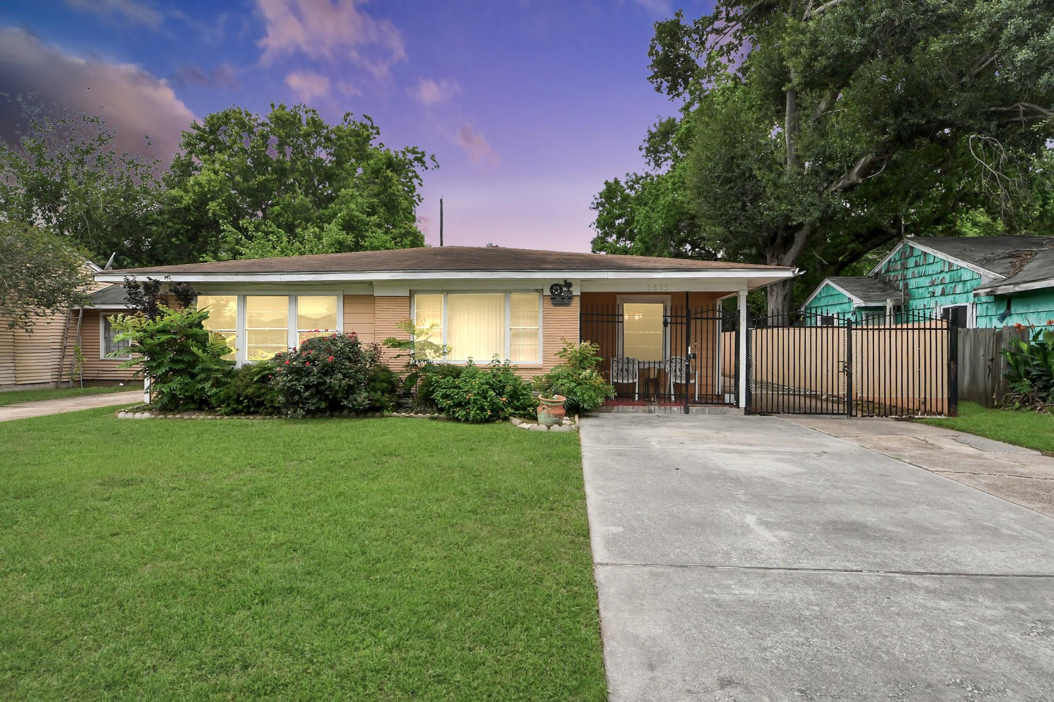 8043 Wier Drive — photo