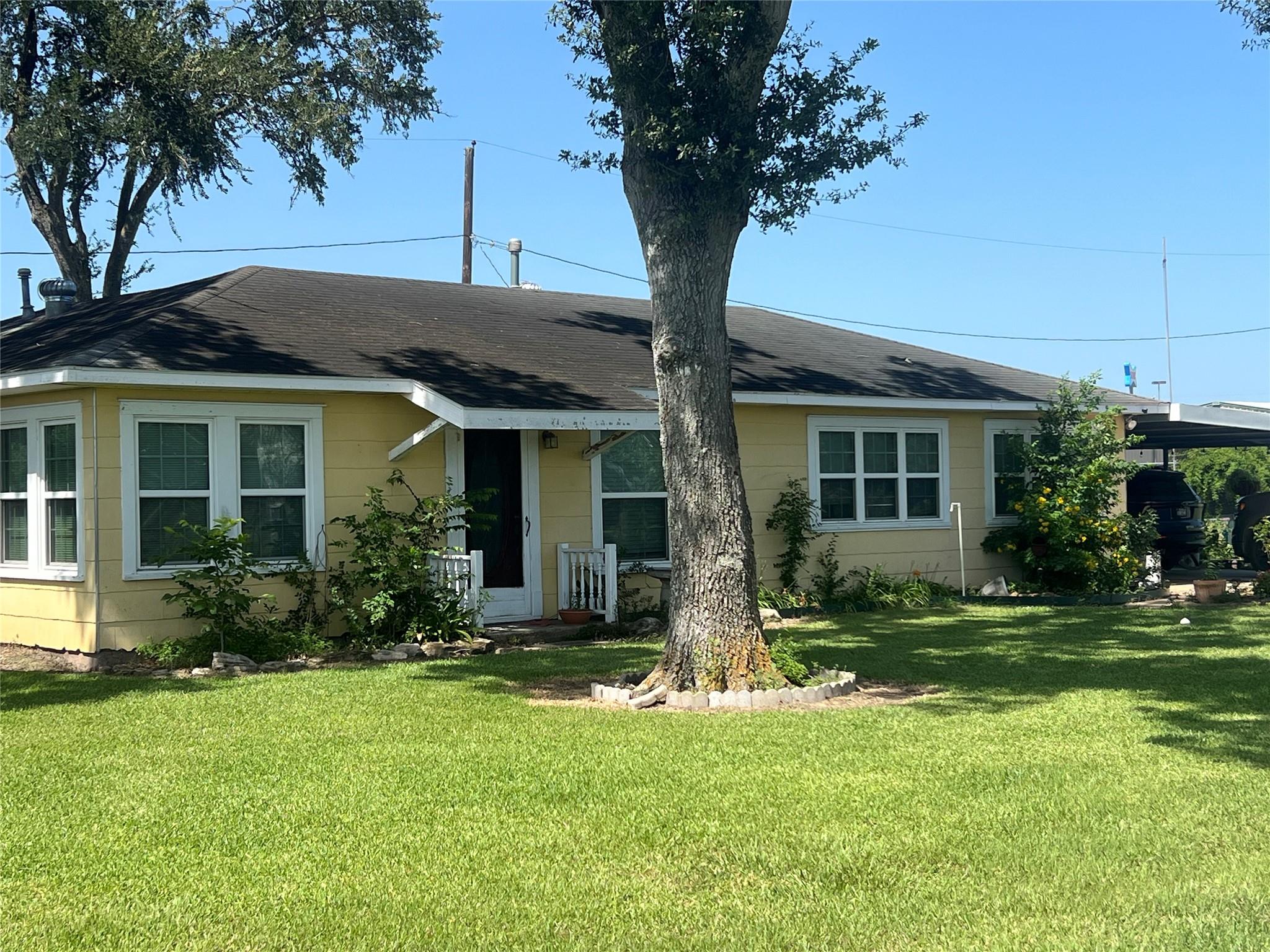 1515 N Mechanic Street — photo