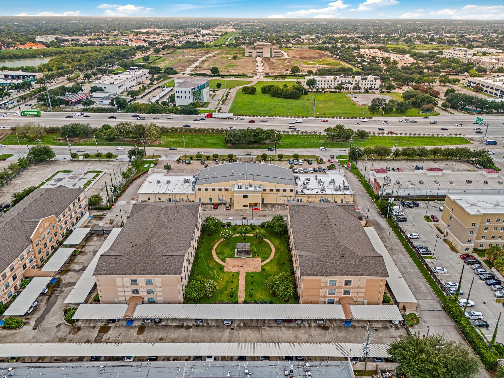 6611 W Sam Houston Parkway S #1E — photo