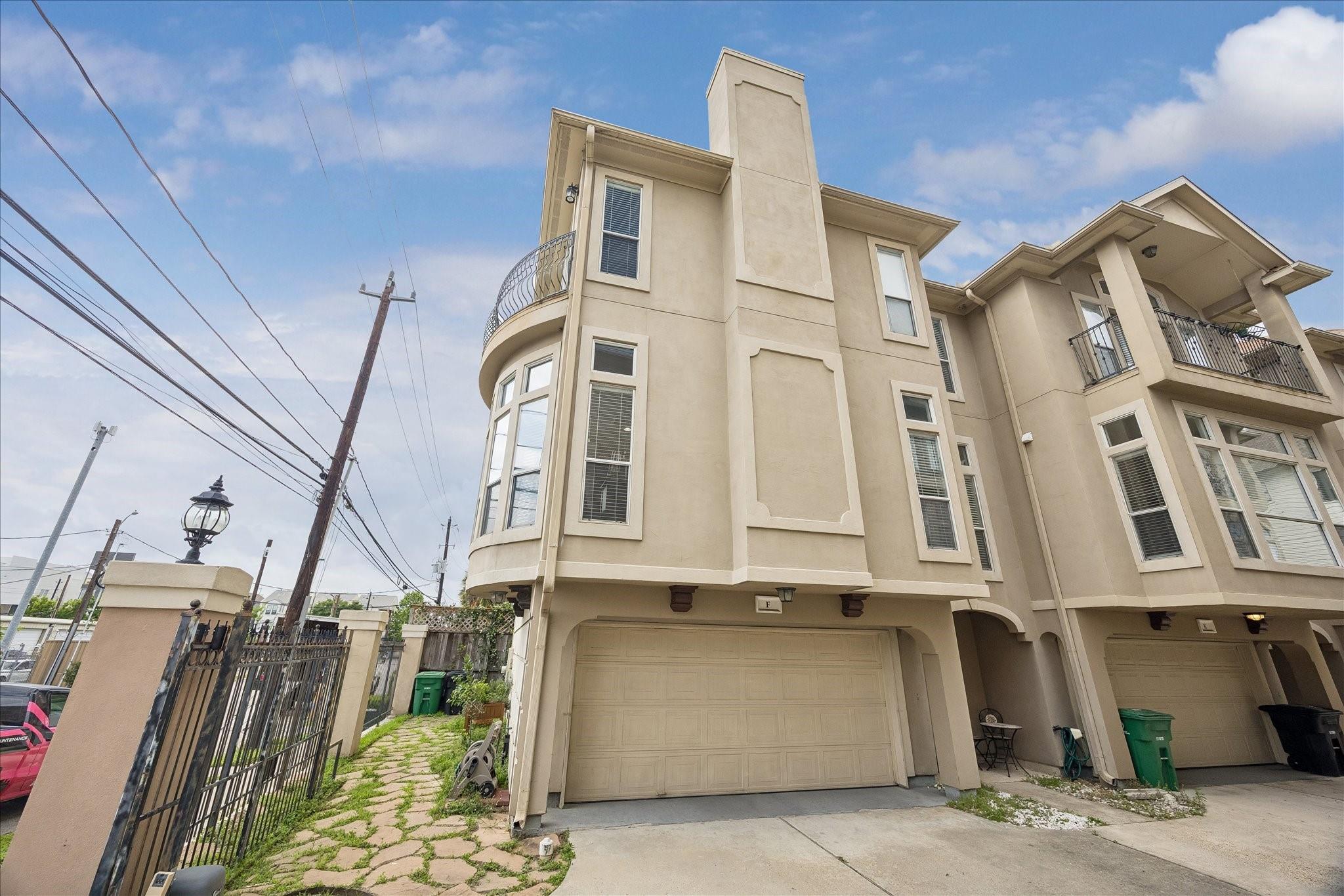 1304 Dart Street #F — photo