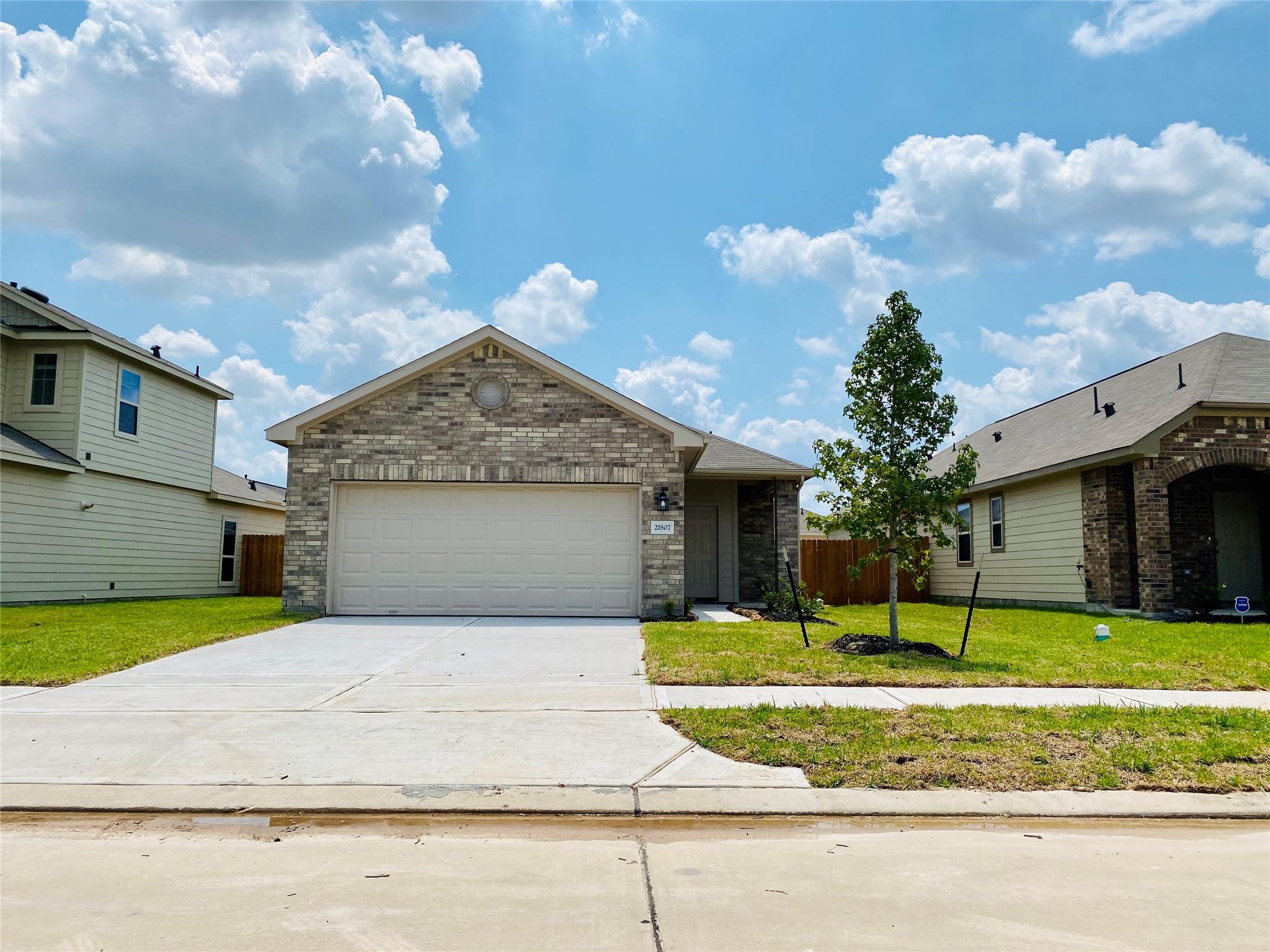 21719 Barred Owl Drive — photo