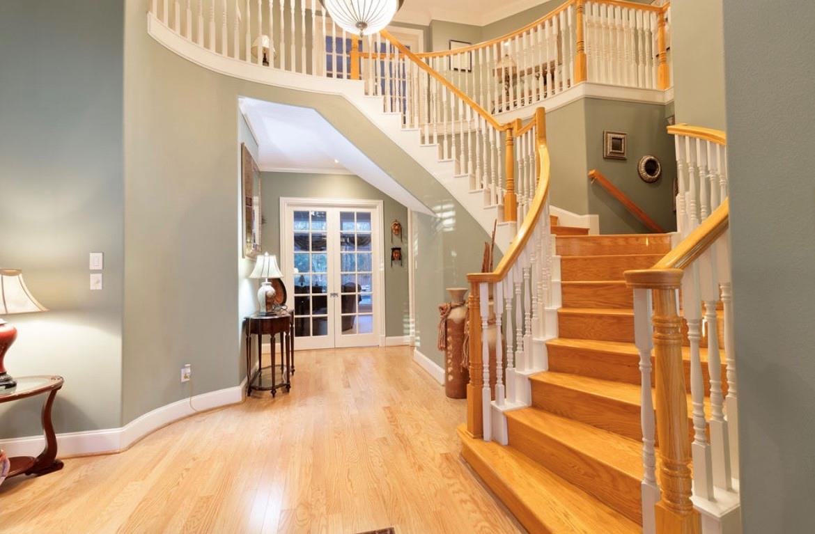 1614 Lake Wilderness Lane — photo