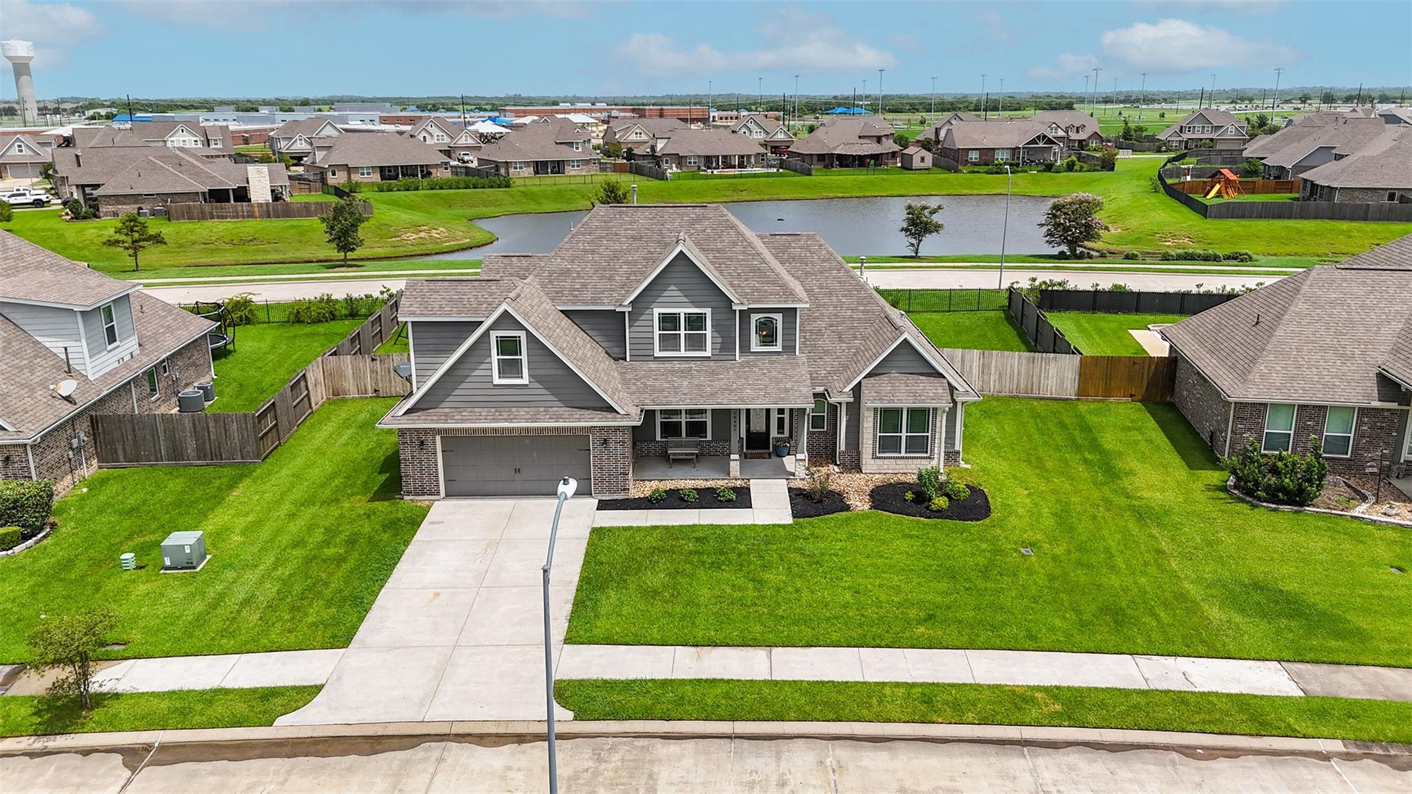 14407 Meadowlands Drive — photo