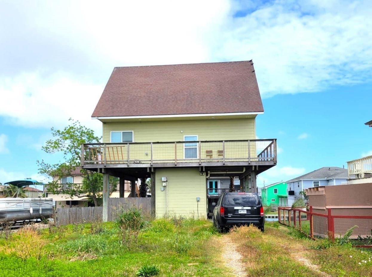 7115 Stingray Street — photo