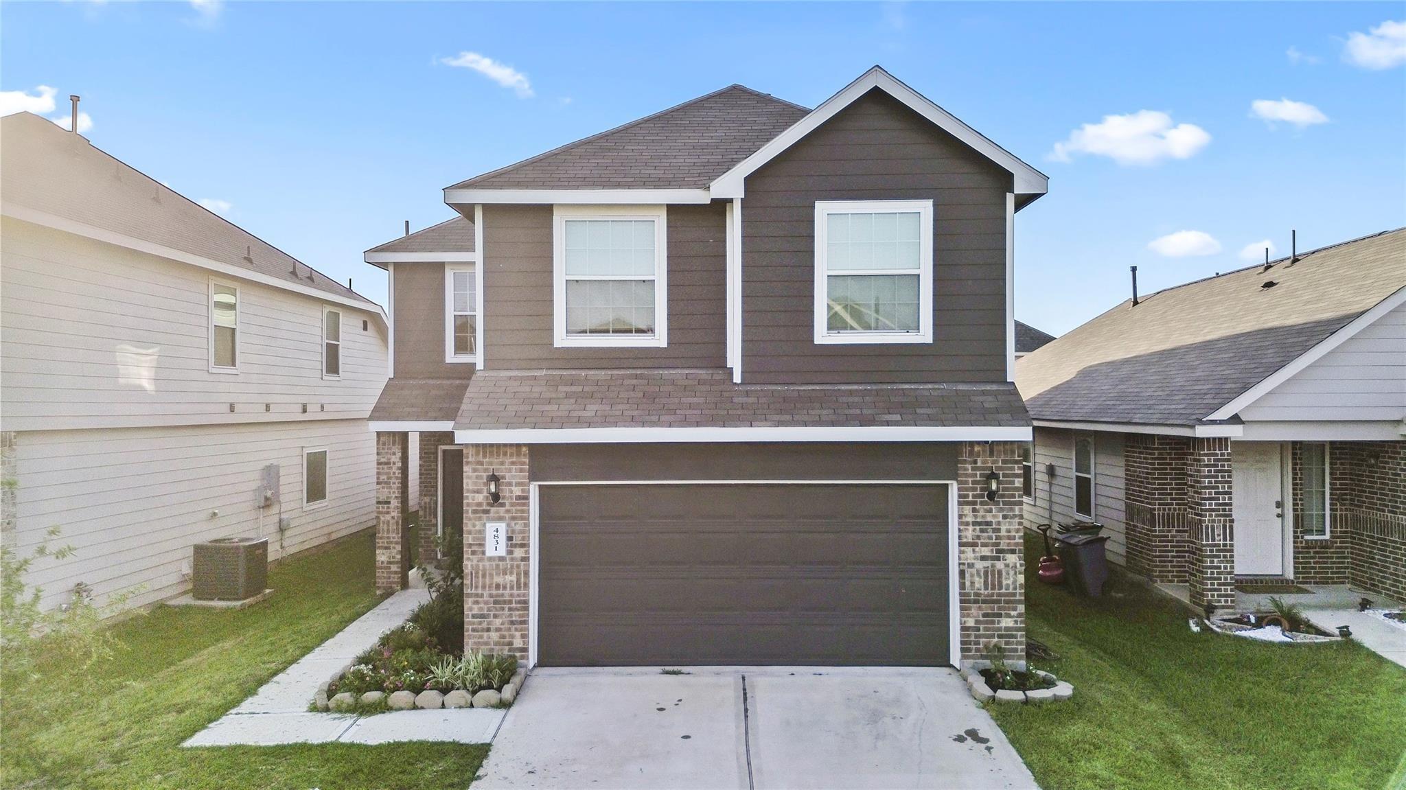 4831 Blue Jacaranda Way — photo