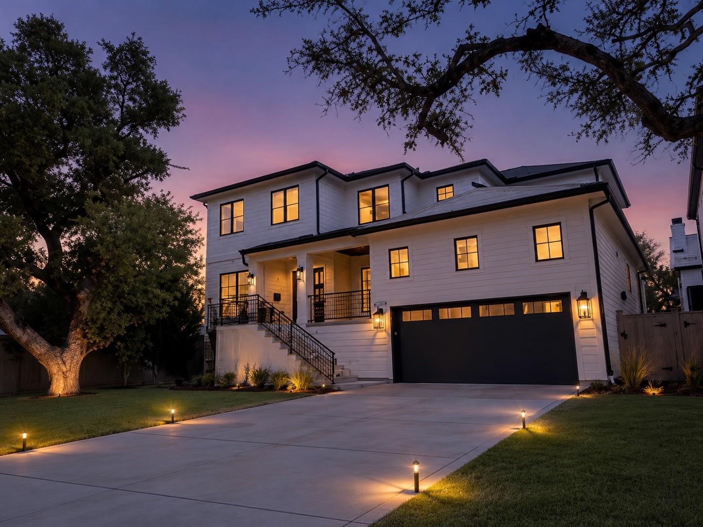 3021 Blue Bonnet Boulevard — photo