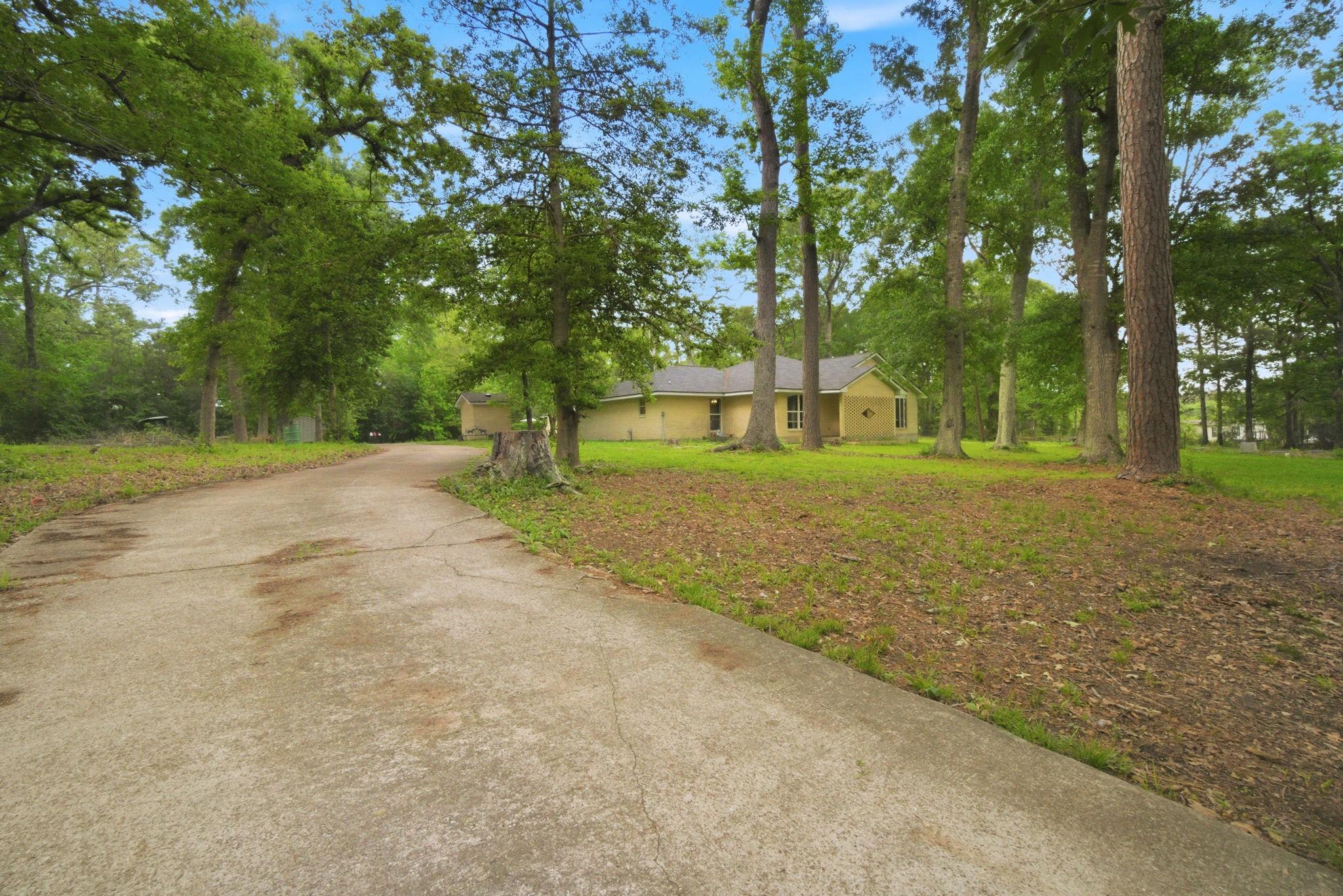 6161 Woodland Lakes Loop — photo