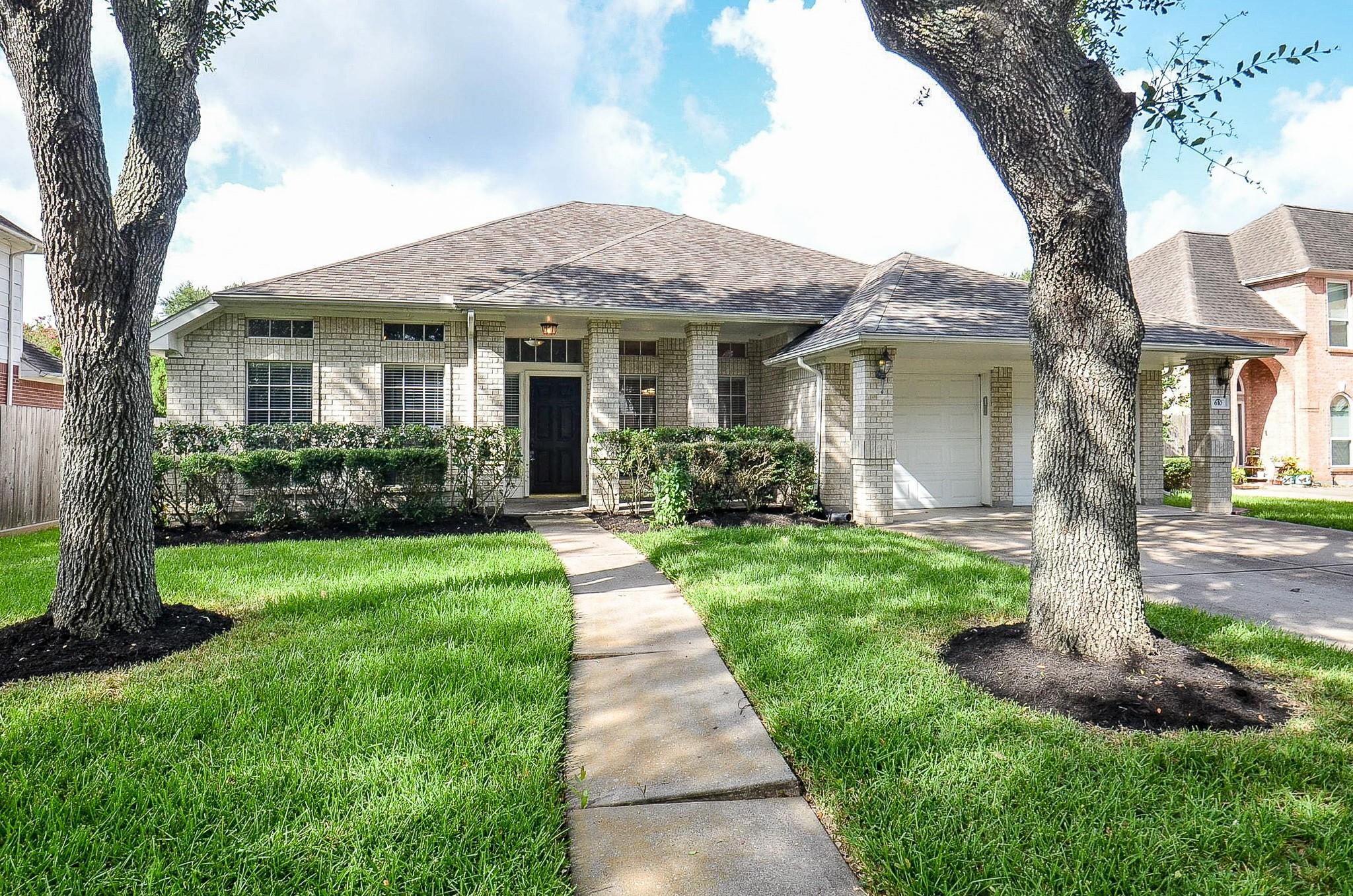 610 High Meadows Drive — photo