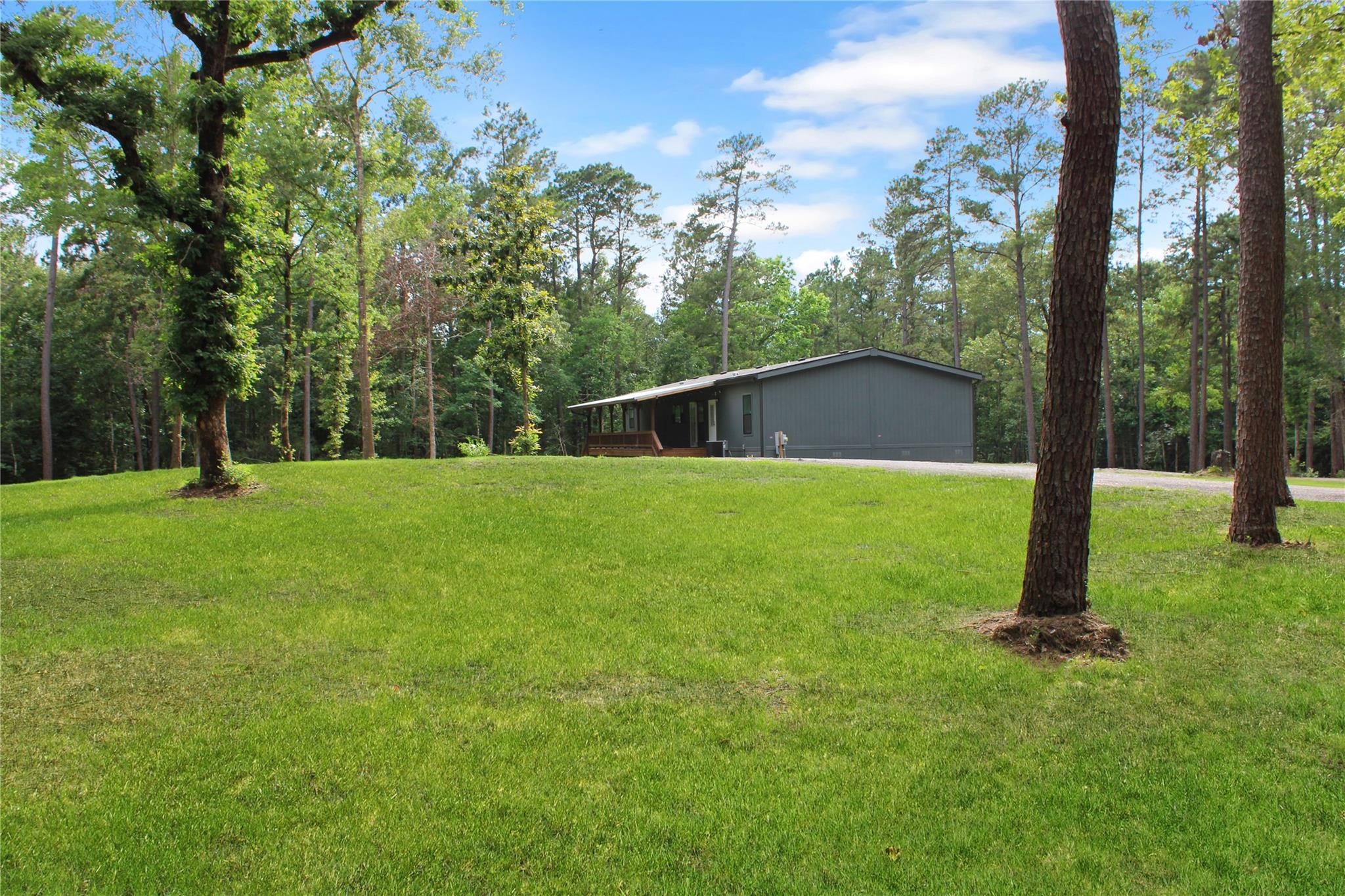 75 Robison Road, Coldspring, TX 77331 — photo 2