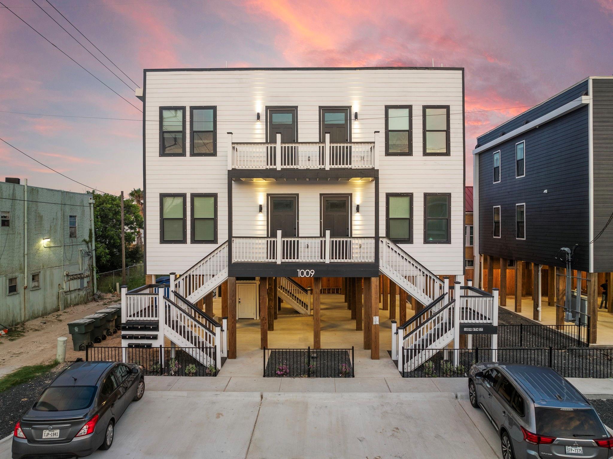 1009 8th Street #D — photo