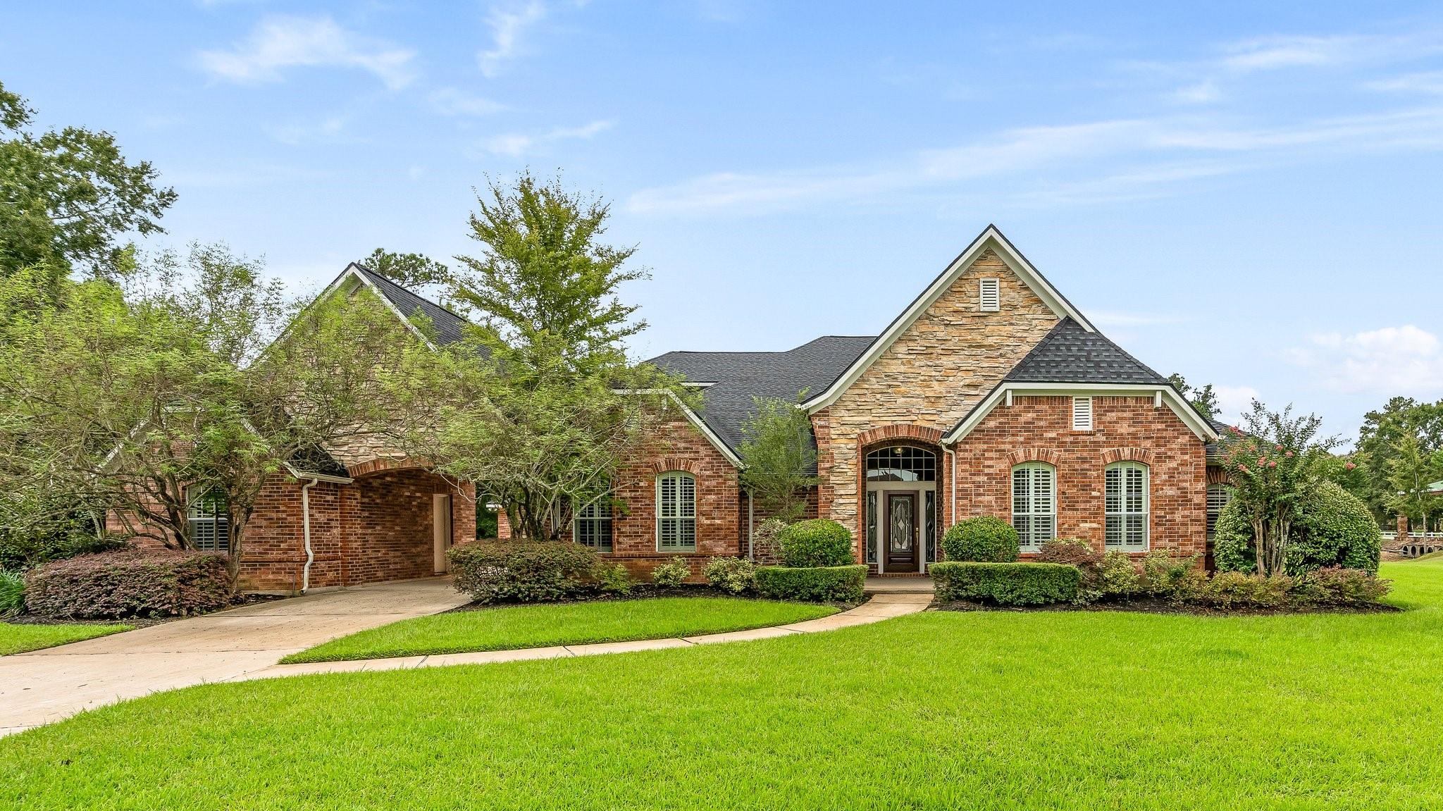 12027 Water Oak Drive — photo