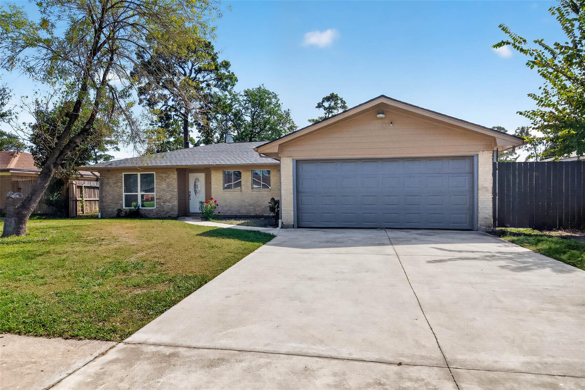 13338 Forest Knoll Drive — photo