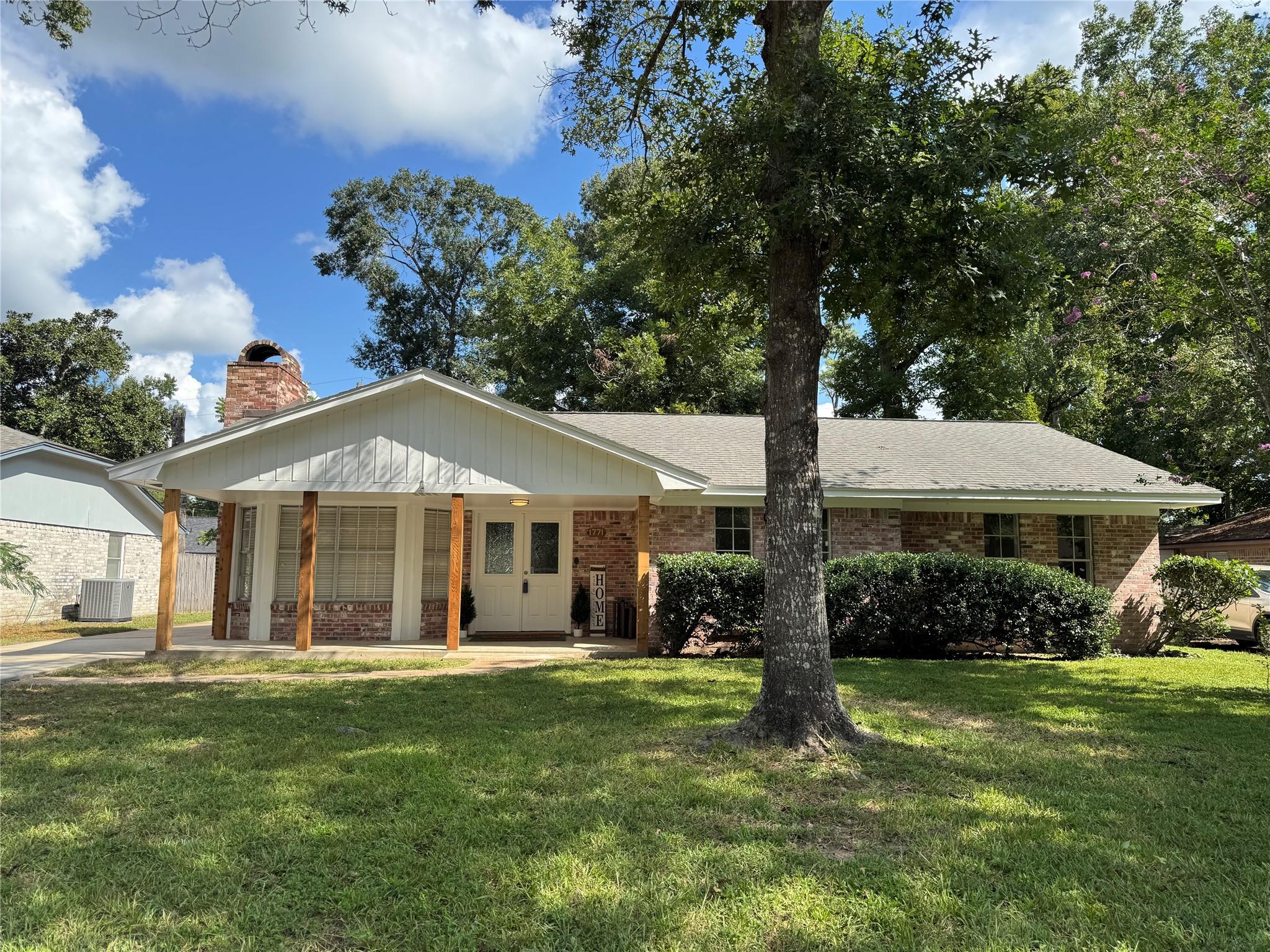 1771 Woodway Drive — photo