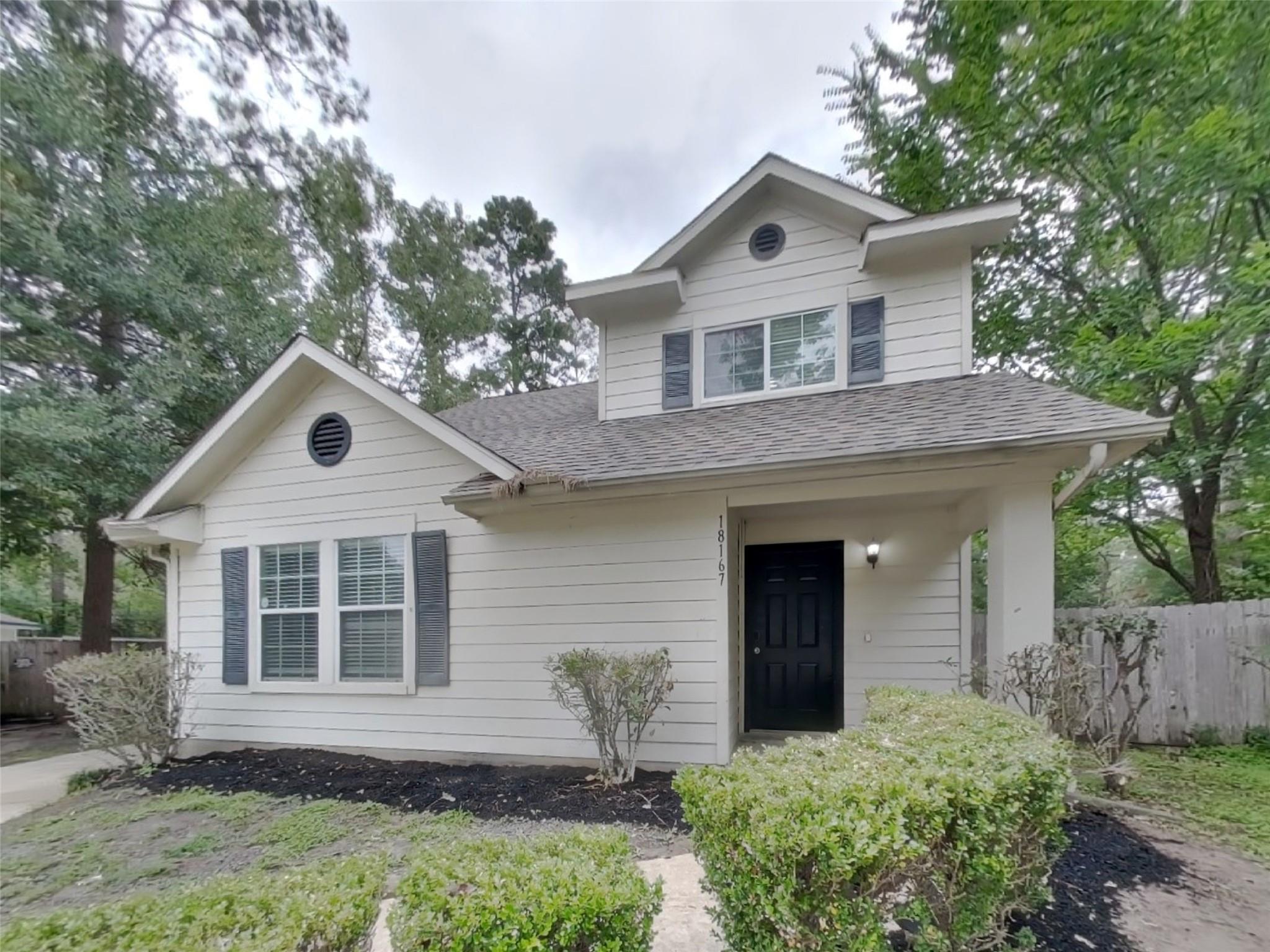 18167 Woodsdale Court — photo