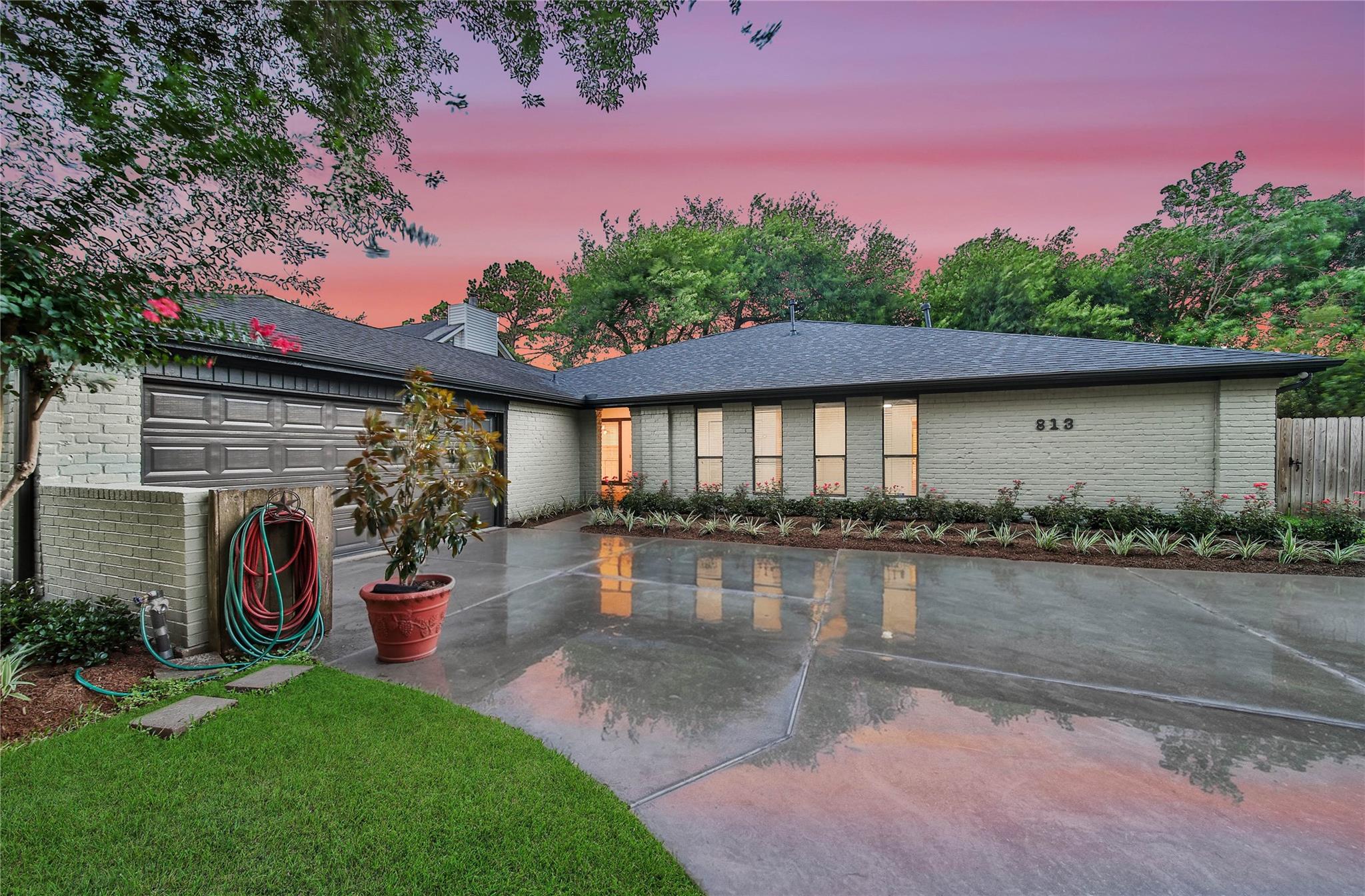 813 E Green Belt Drive — photo