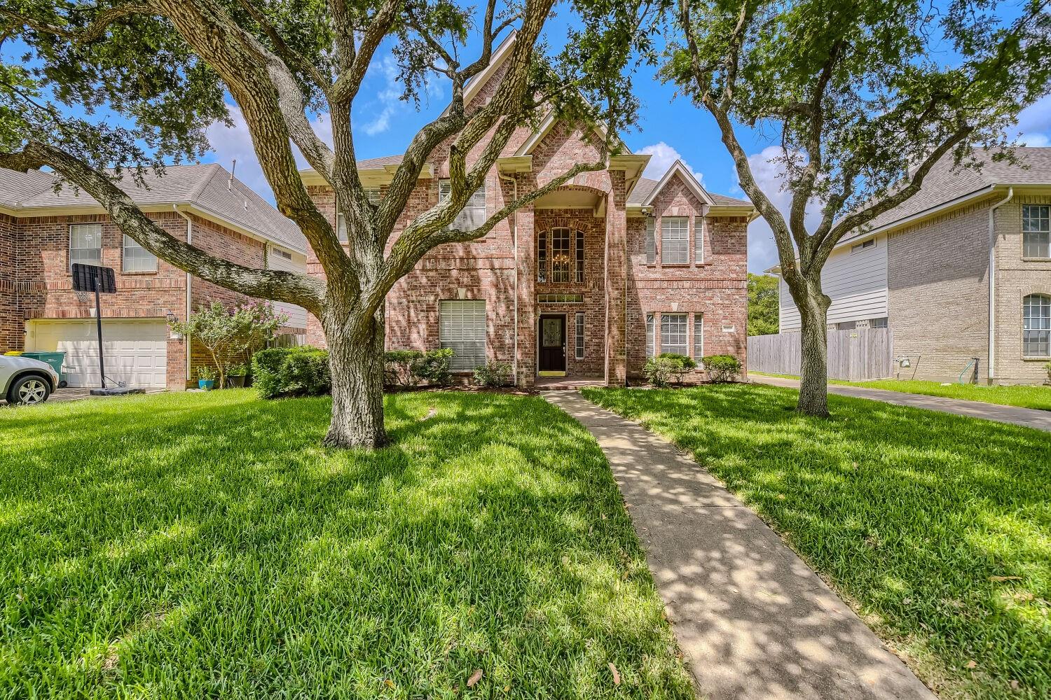 2513 La Rochelle Court — photo