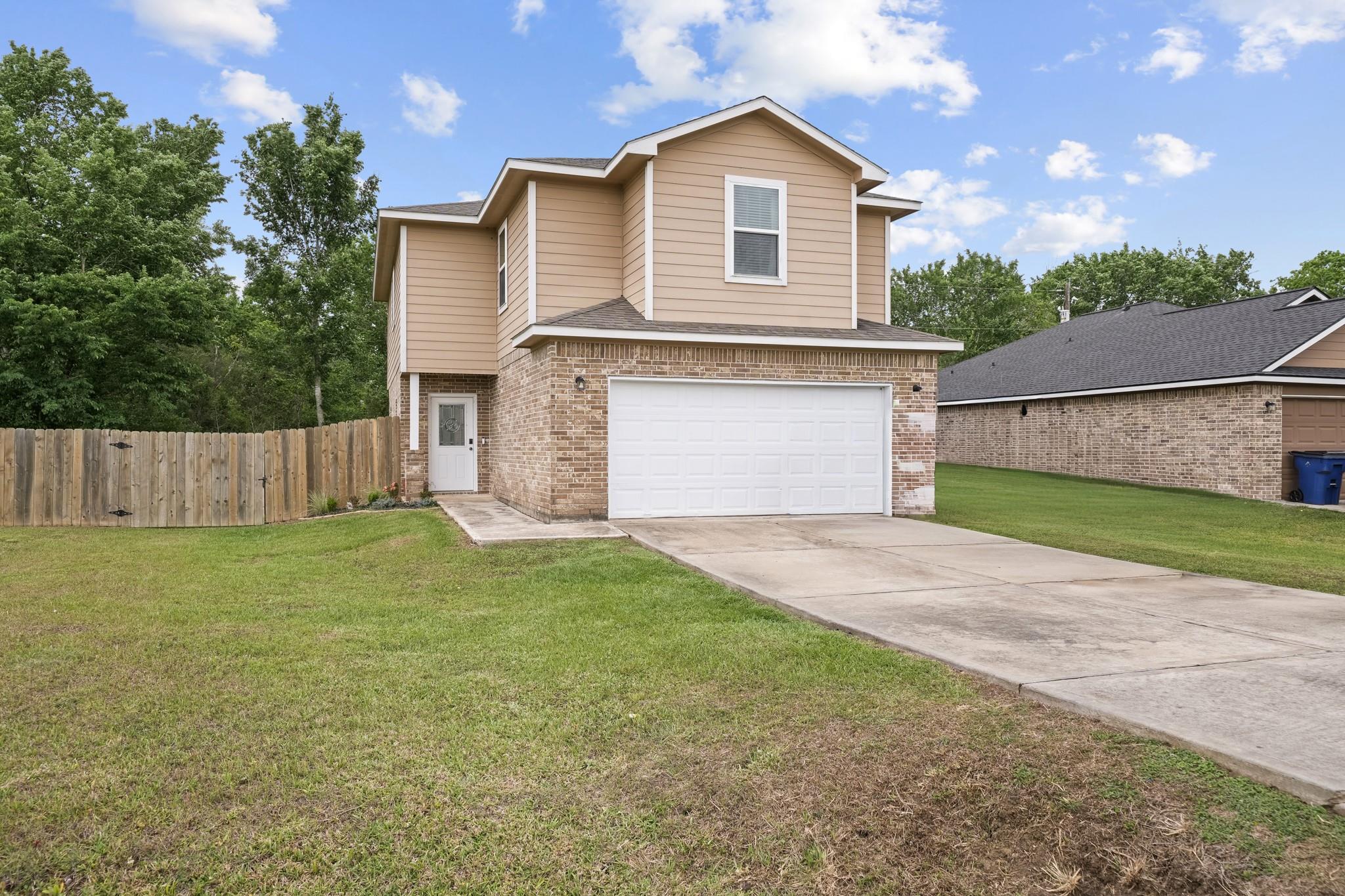 6101 Fox Ridge Drive, Angleton, TX 77515 — photo 2