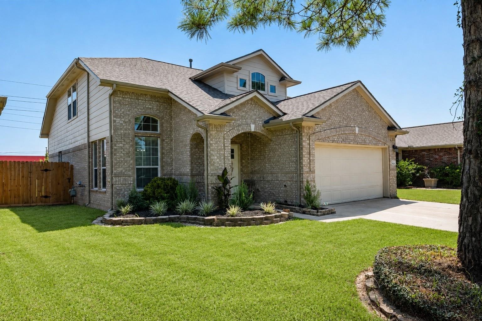 2214 Sterling Oaks Drive — photo