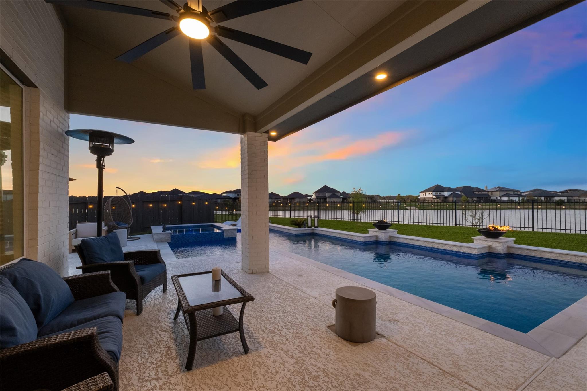 28306 Hannahs Harbor Lane — photo