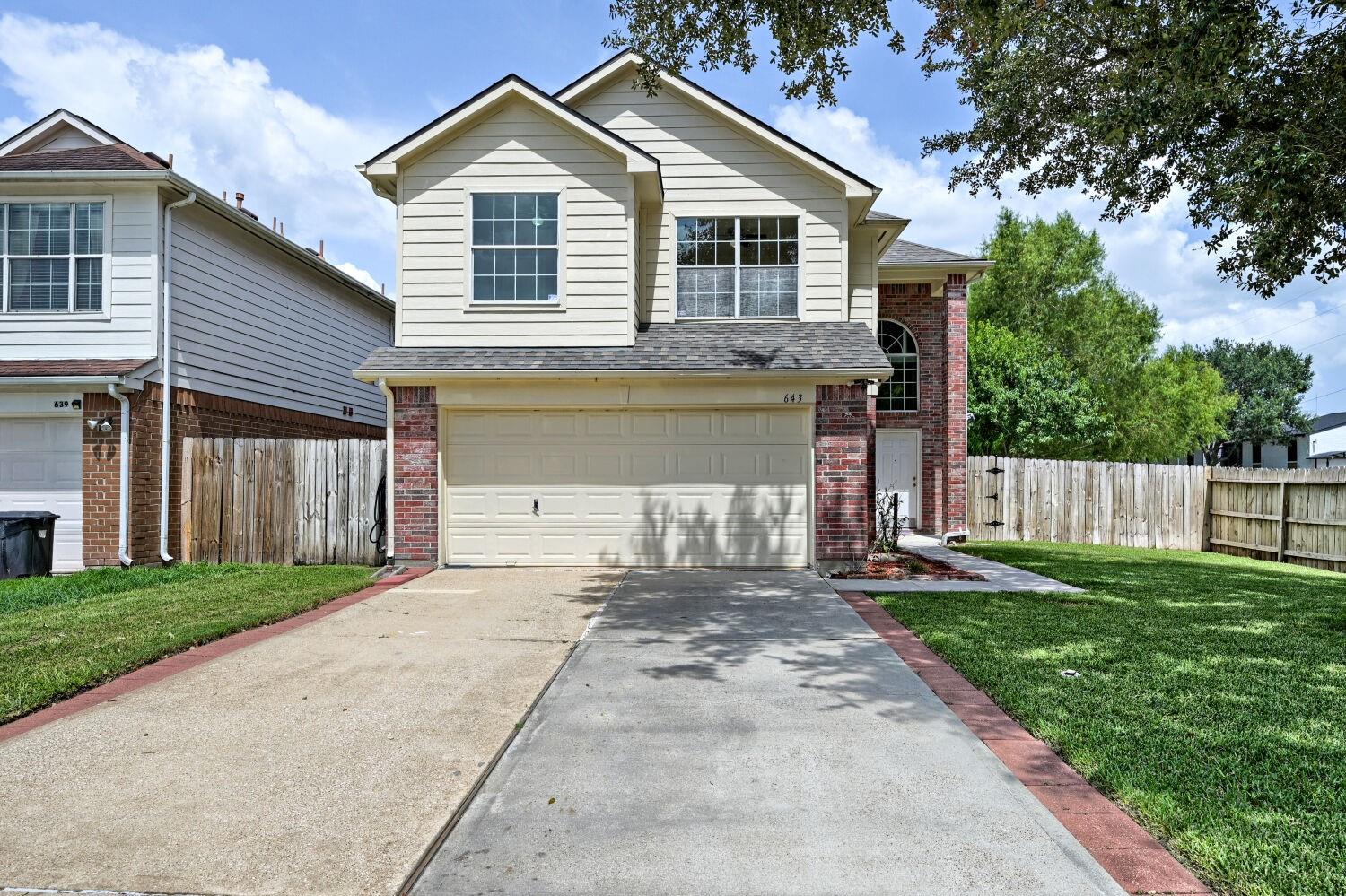 643 Meadow Knoll Drive — photo